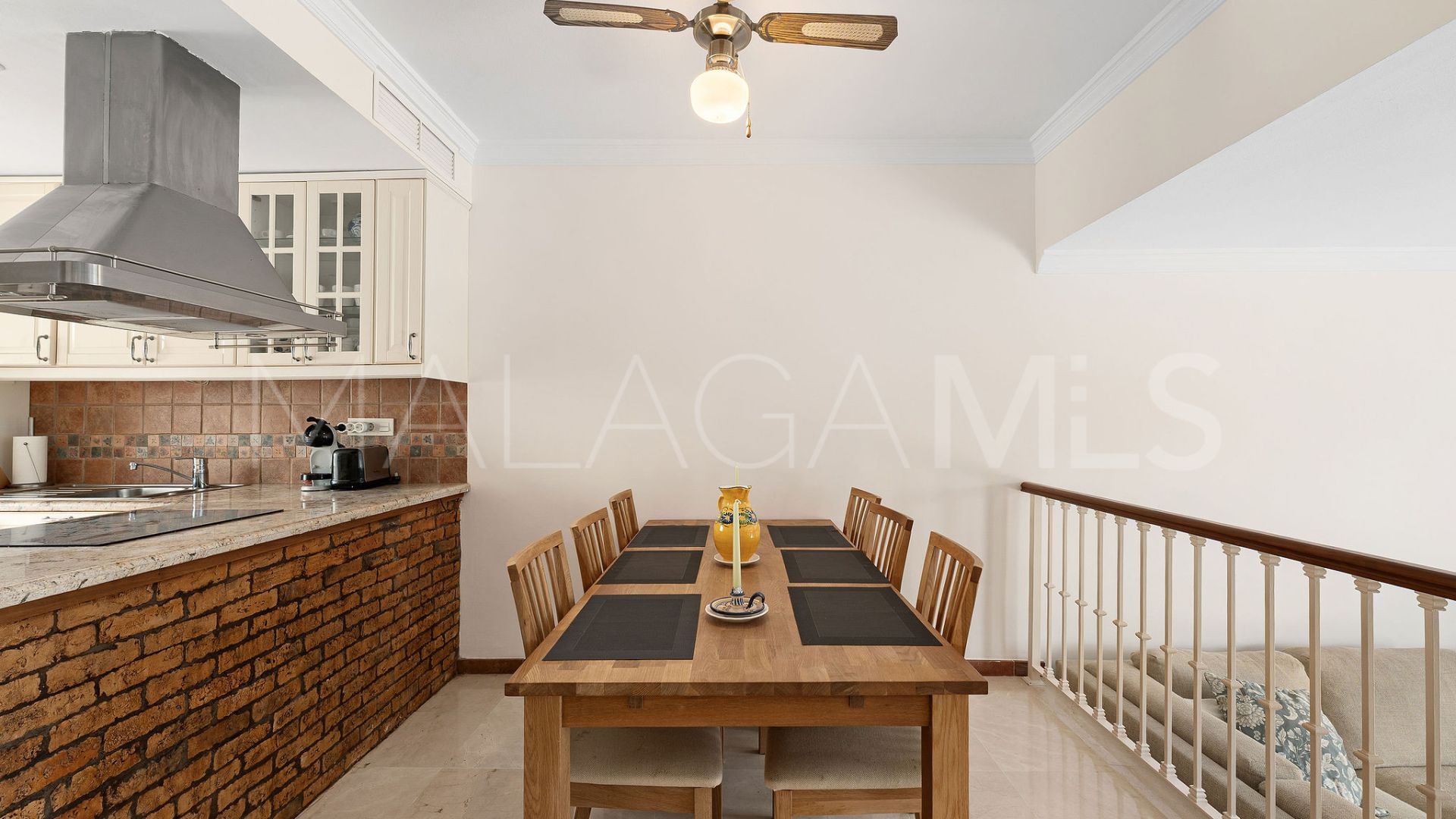 Radhus for sale in Aloha Sur 32