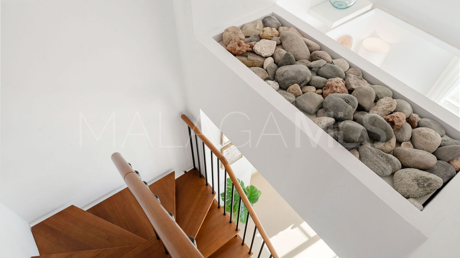 Atico duplex for sale in Señorio de Aloha