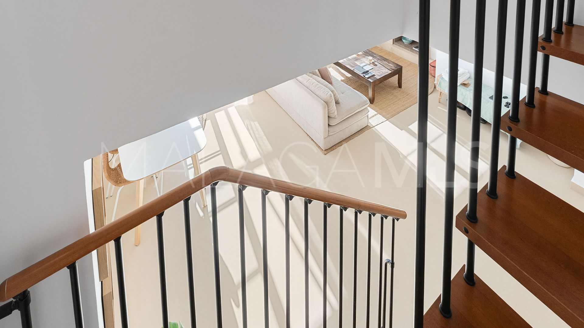 Atico duplex for sale in Señorio de Aloha