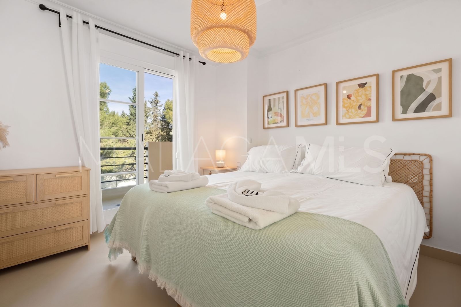 Atico duplex for sale in Señorio de Aloha