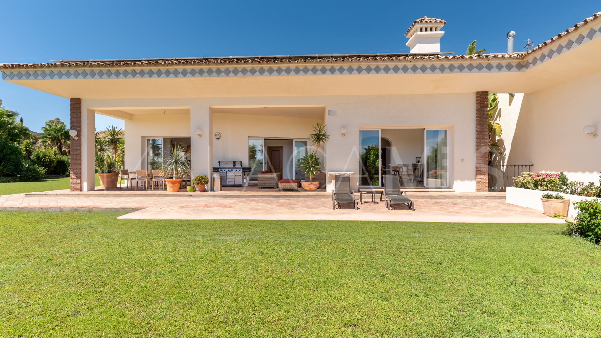 Villa for sale in Puerto del Capitan