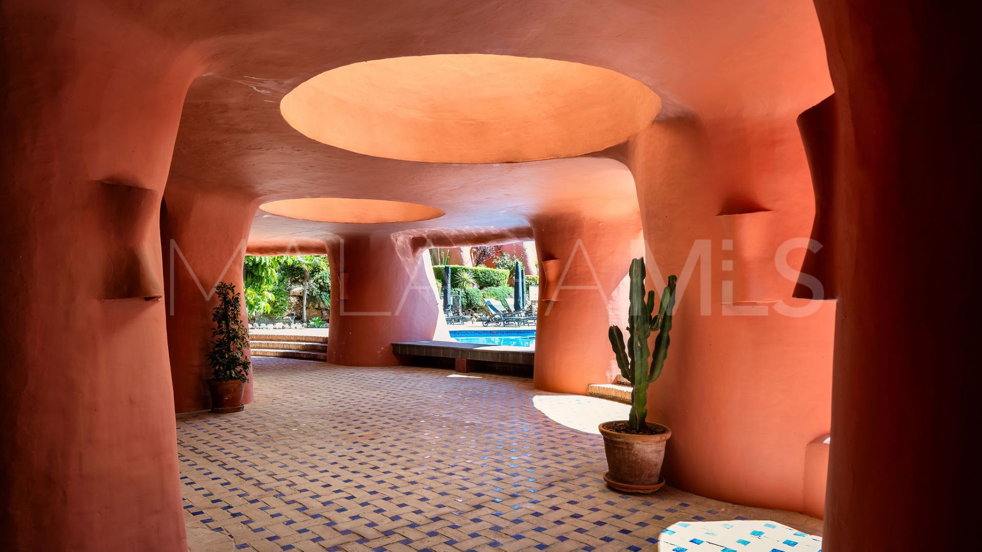 Duplex penthouse for sale in Torre Bermeja