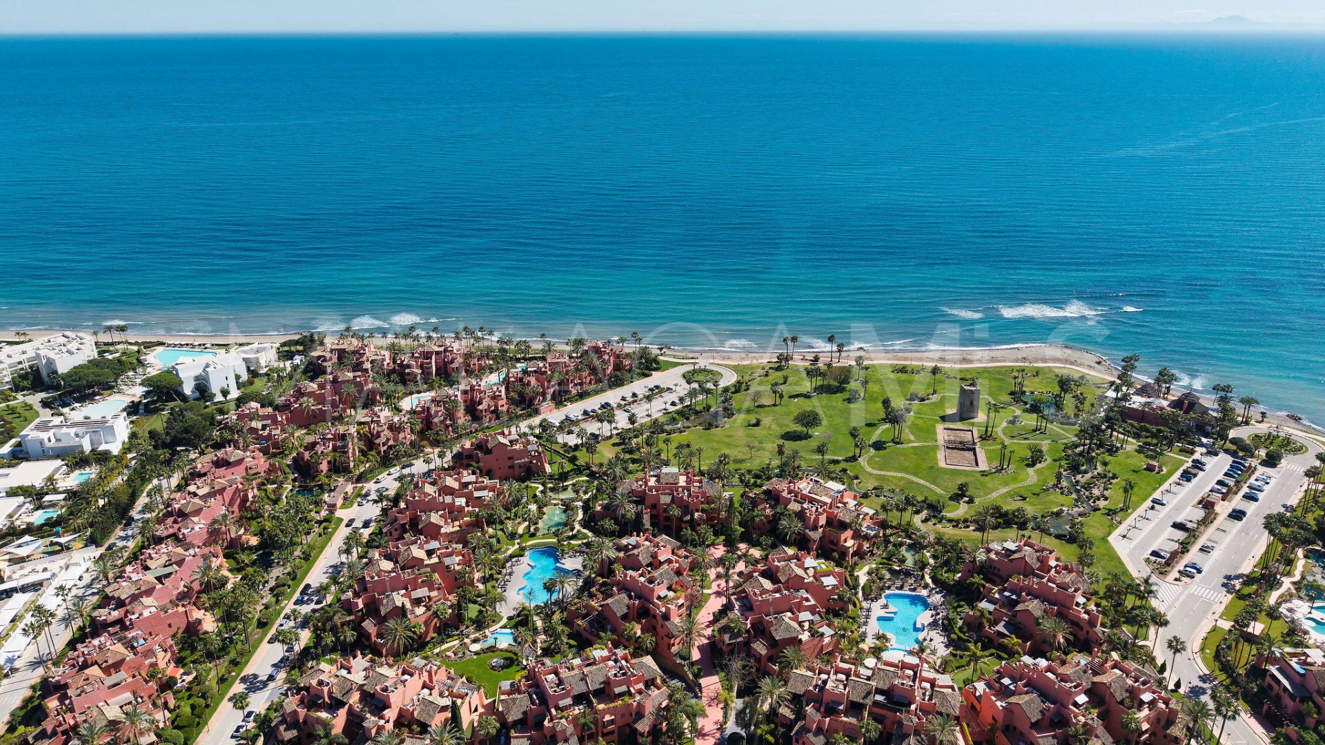 Duplex penthouse for sale in Torre Bermeja