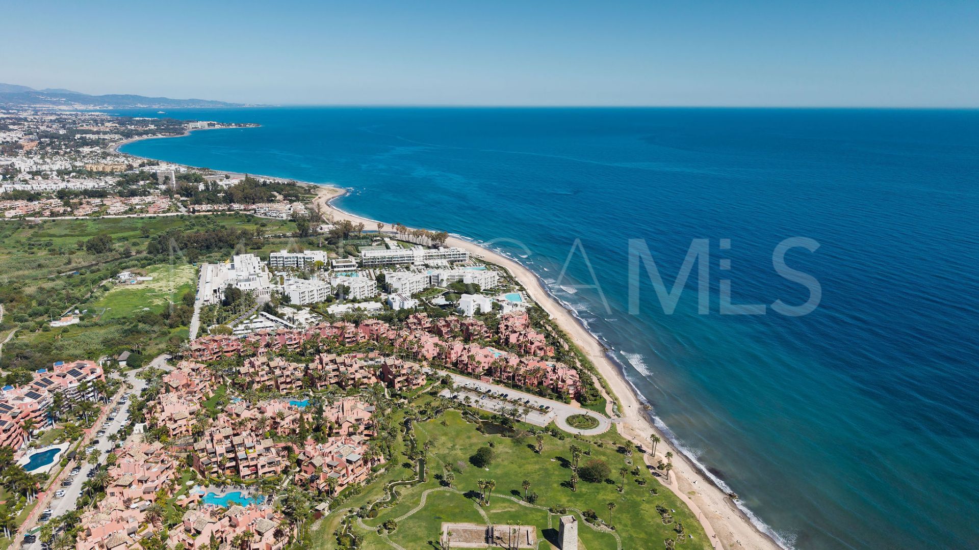 Duplex penthouse for sale in Torre Bermeja