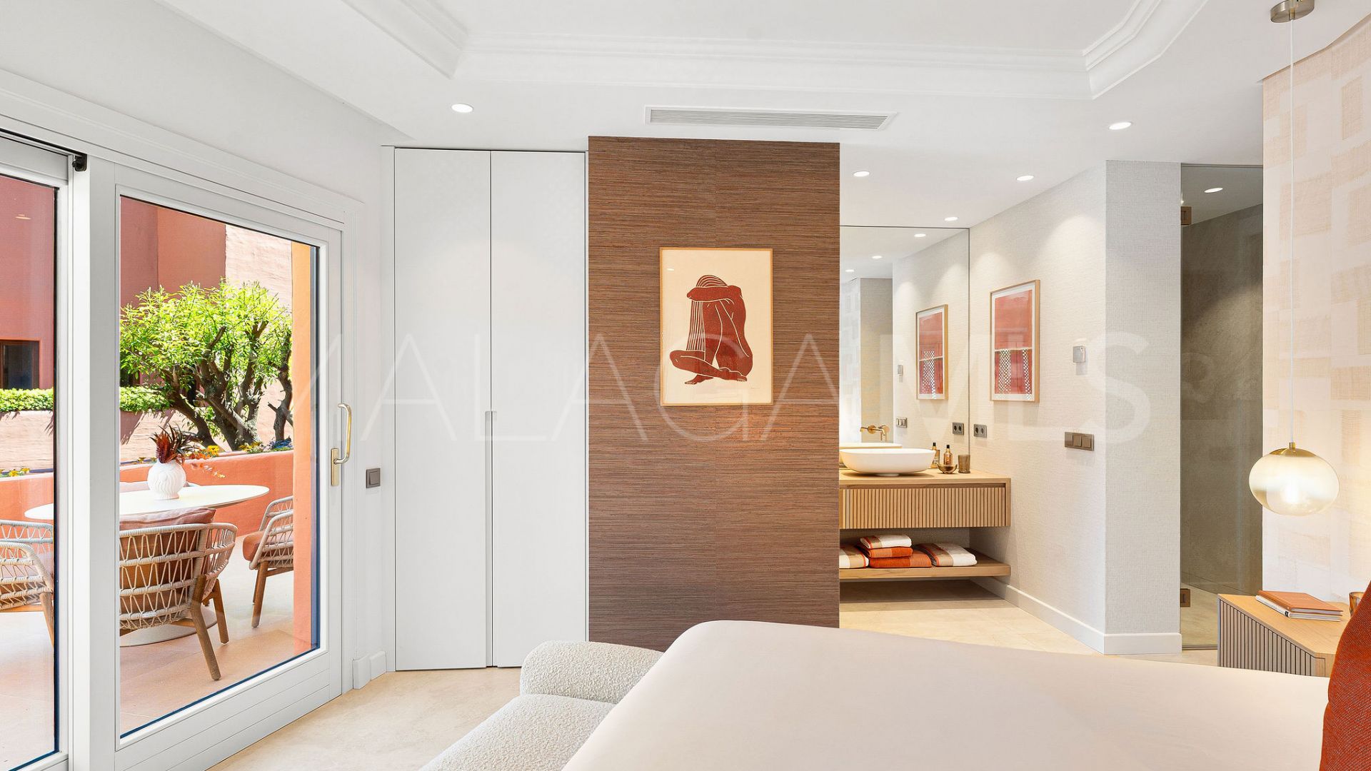 Duplex penthouse for sale in Torre Bermeja