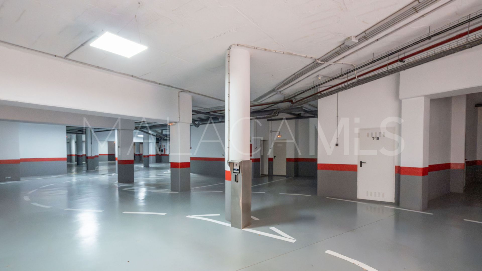 Duplex penthouse for sale in Torre Bermeja