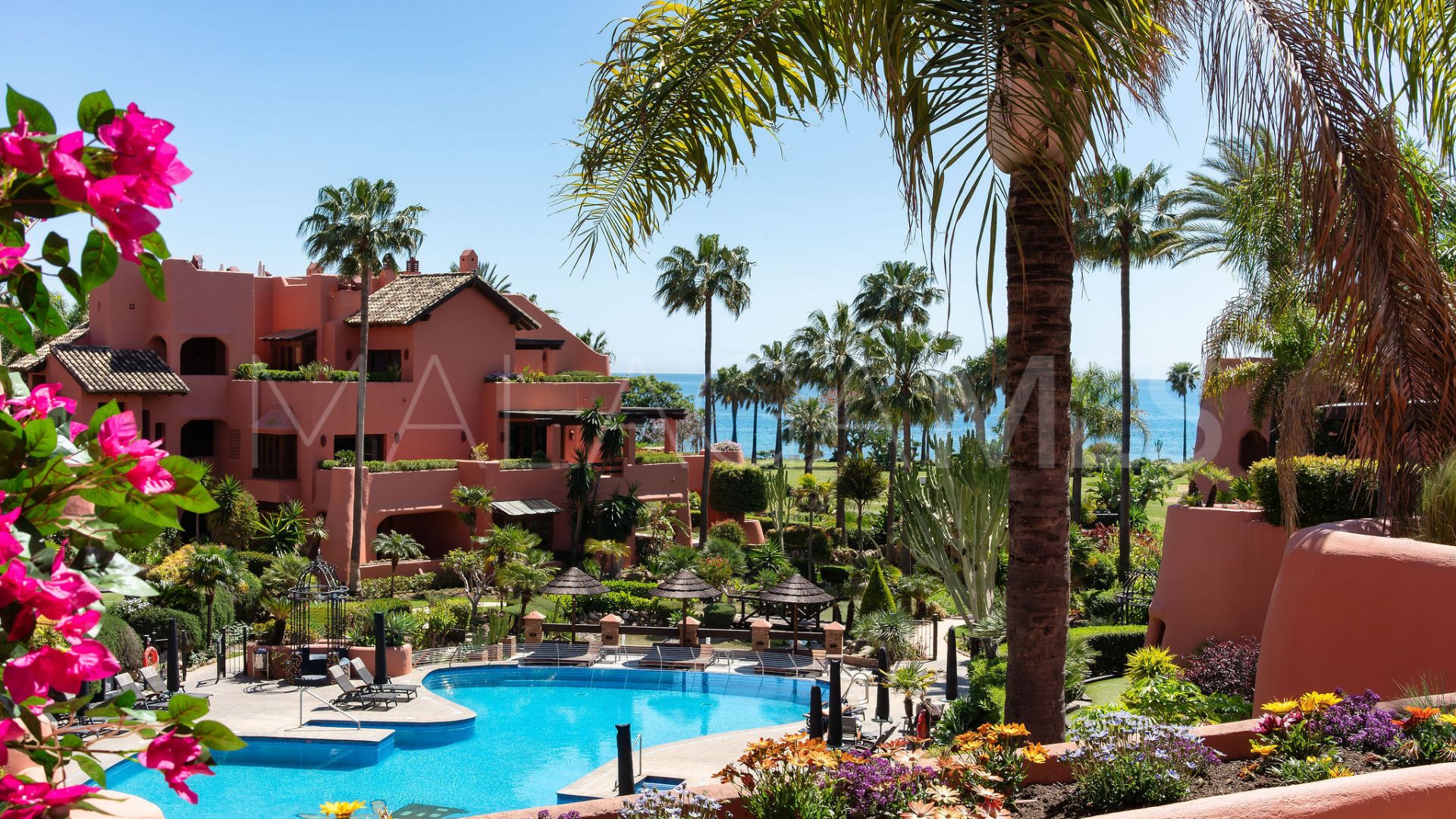 Duplex penthouse for sale in Torre Bermeja