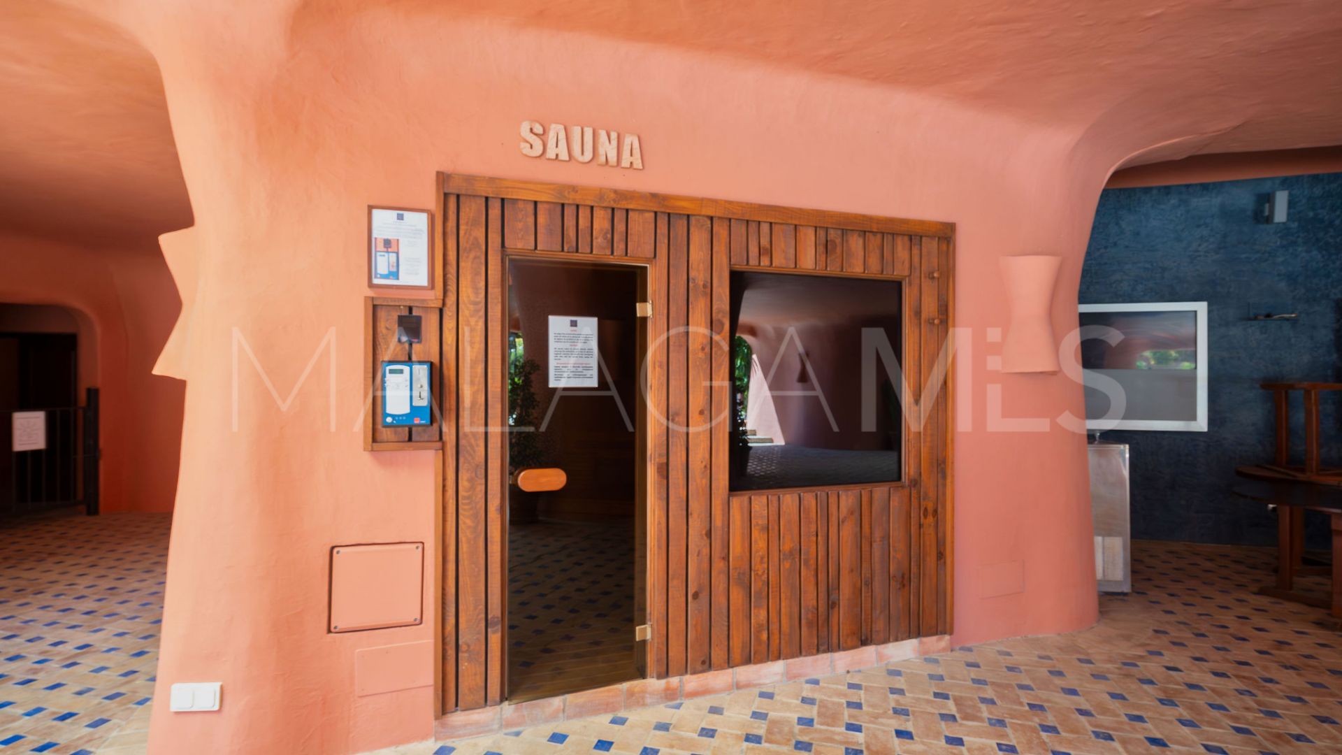 Duplex penthouse for sale in Torre Bermeja