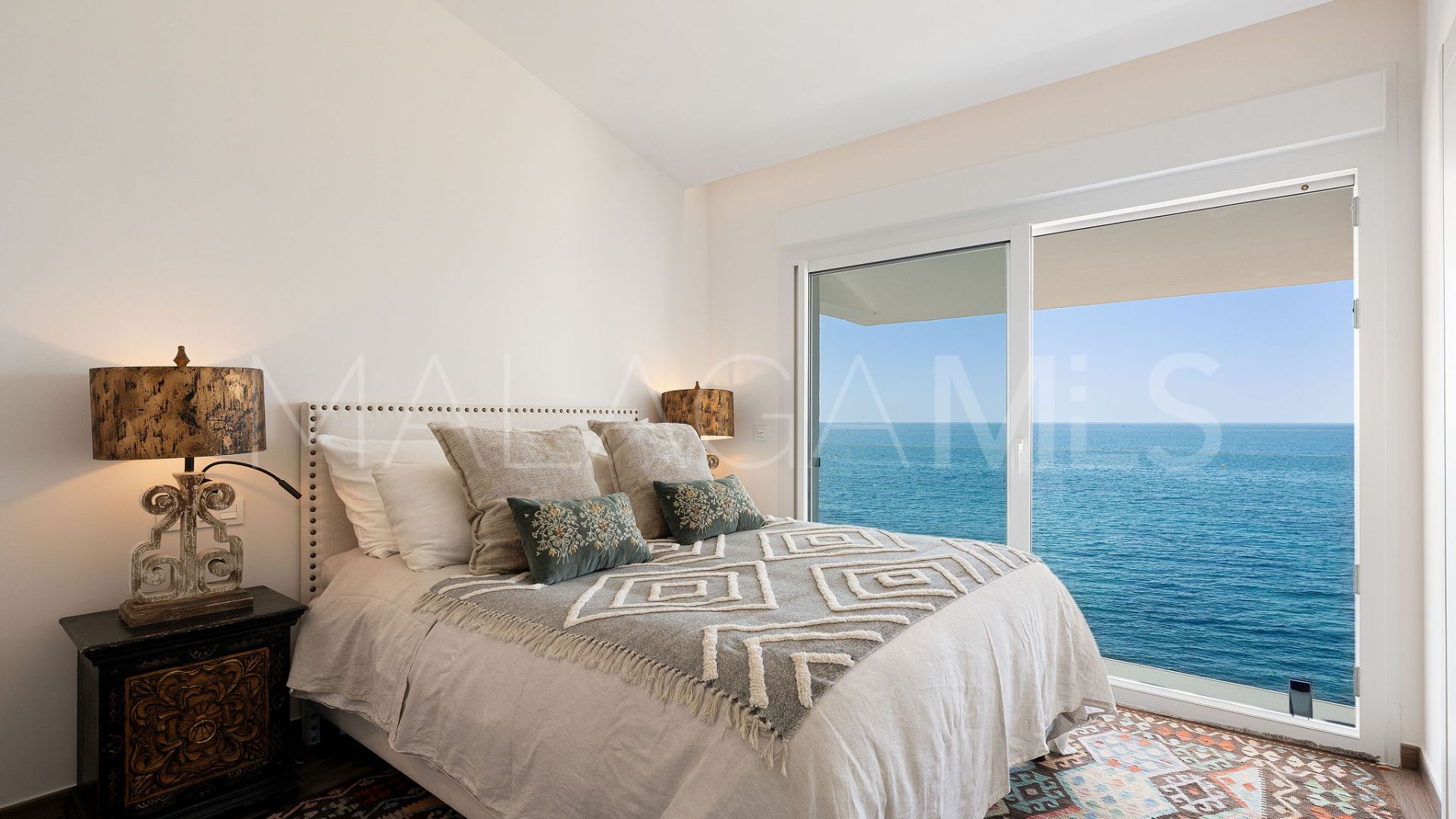 Atico duplex de 3 bedrooms for sale in Bahia Dorada