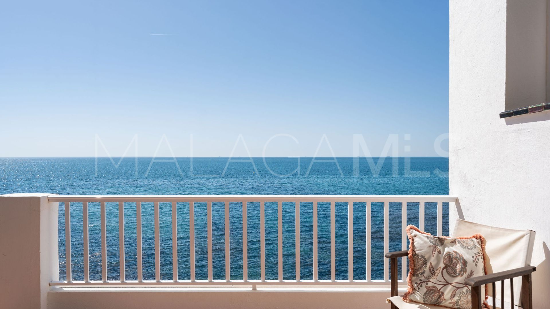 Atico duplex de 3 bedrooms for sale in Bahia Dorada