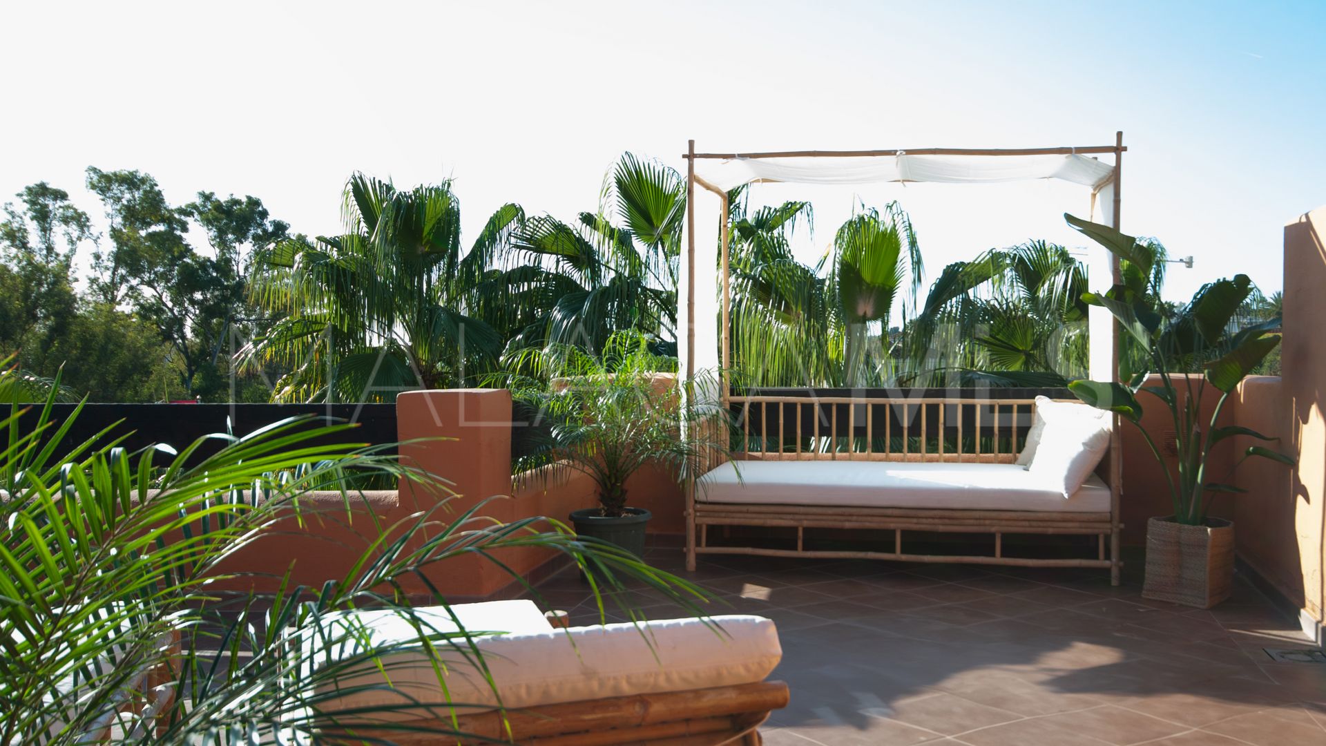 Duplex penthouse for sale in Alminar de Marbella