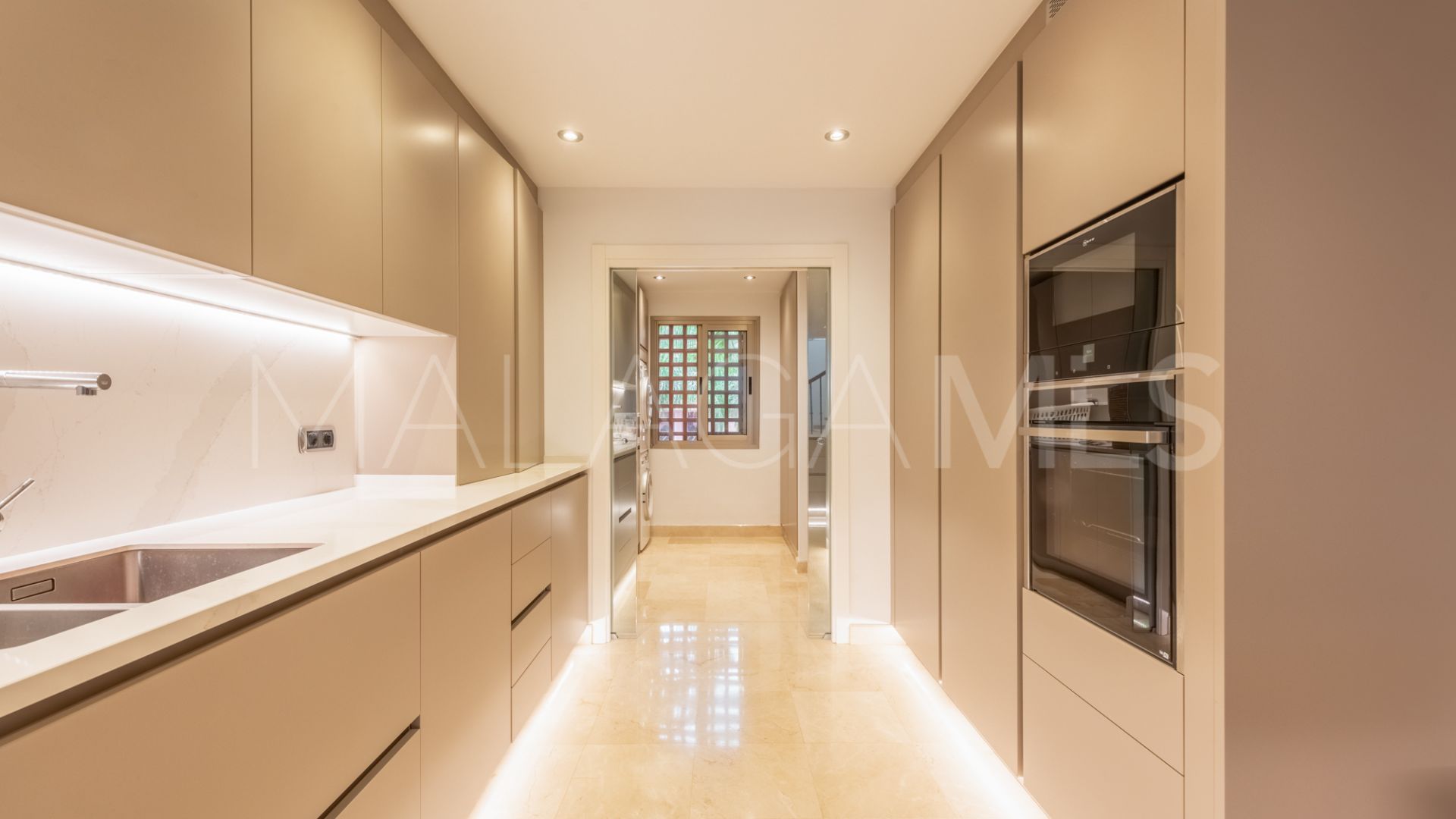 Duplex penthouse for sale in Torre Bermeja