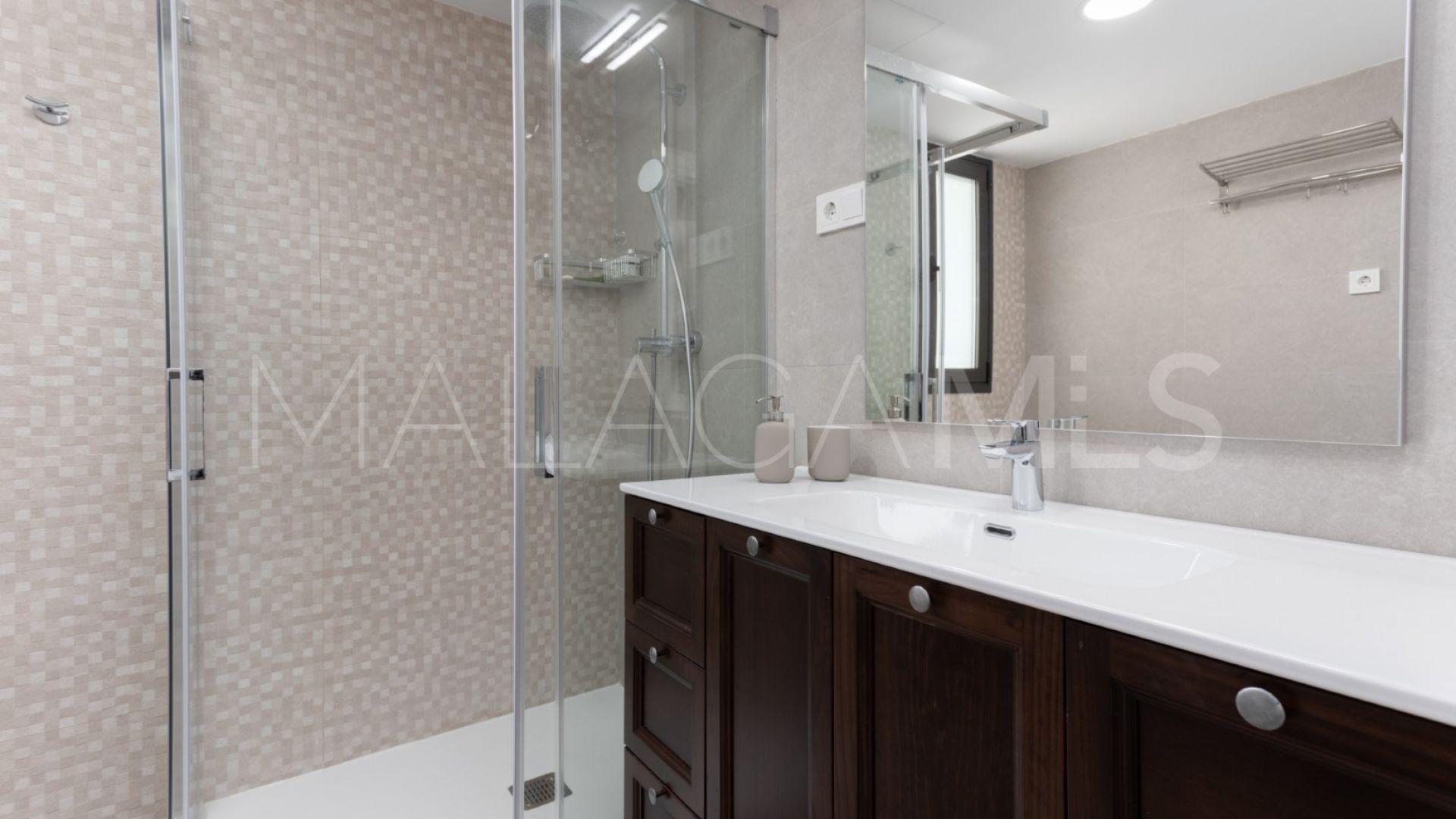 Villa with 4 bedrooms for sale in Artola