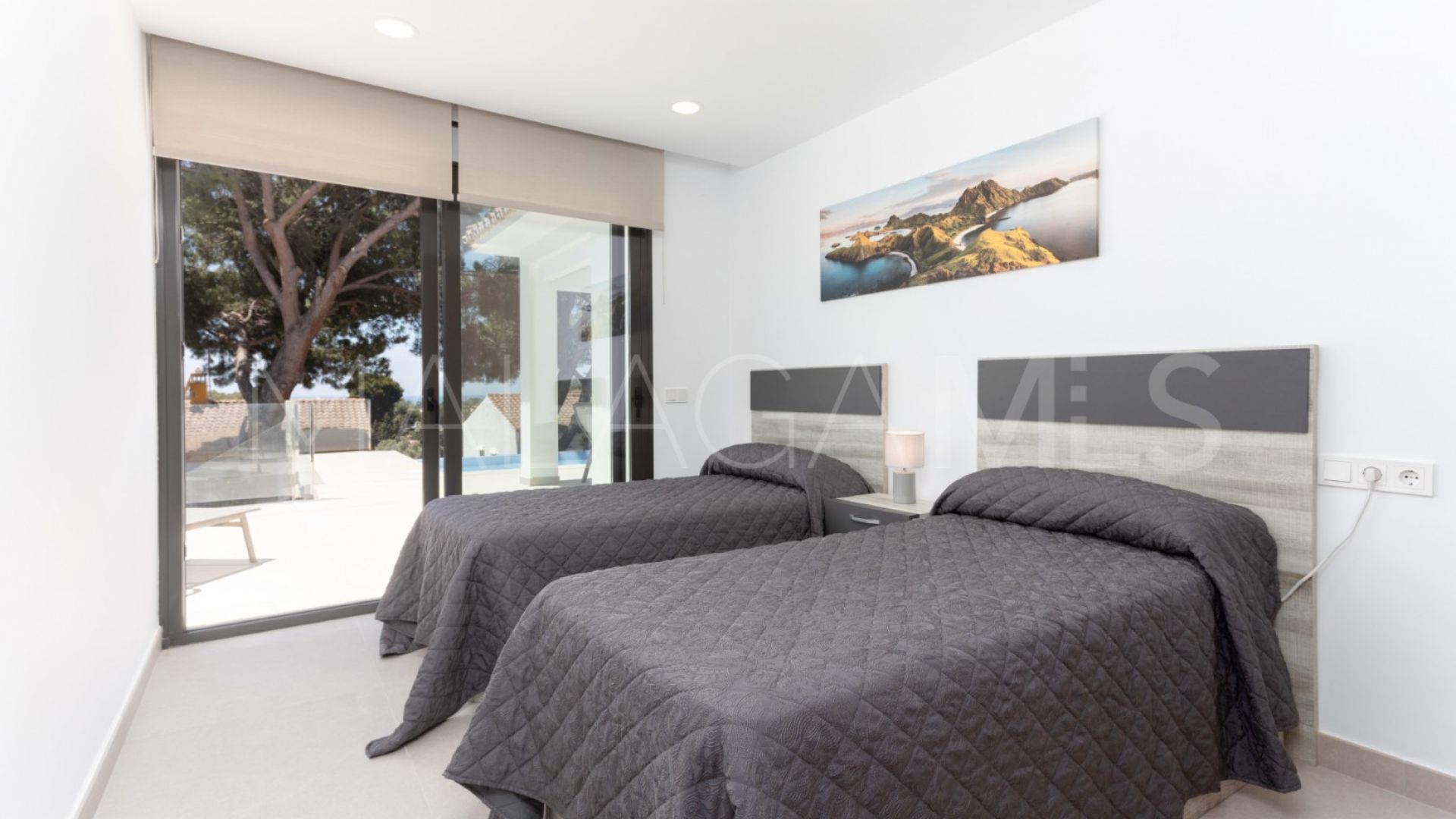 Villa with 4 bedrooms for sale in Artola