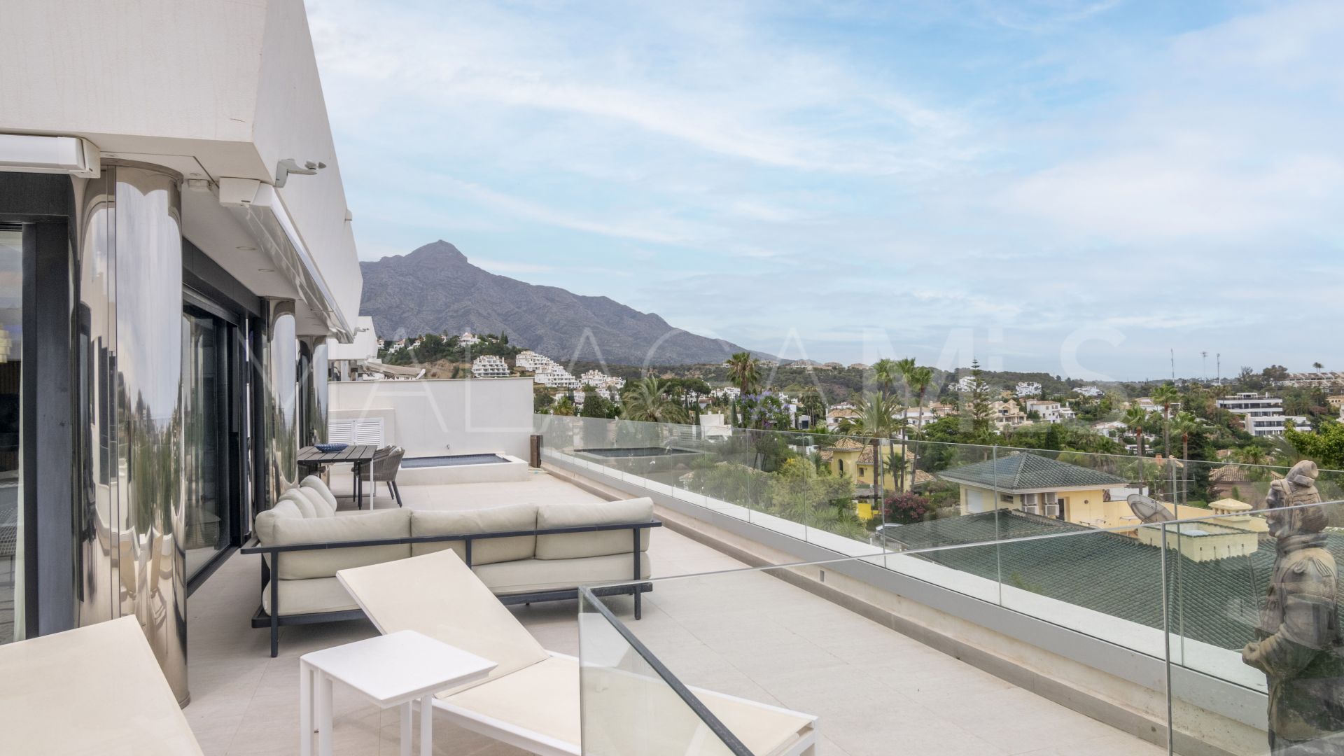 Atico for sale in Azahar de Marbella