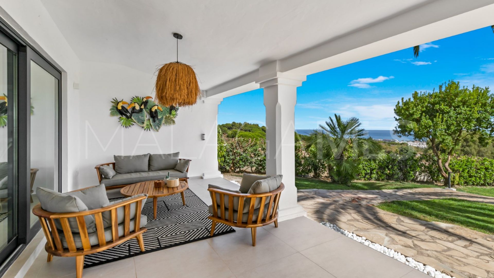 Los Reales - Sierra Estepona, villa for sale with 5 bedrooms