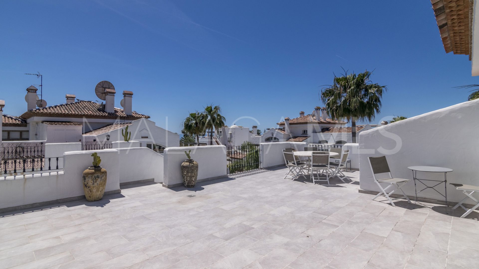 For sale 2 bedrooms duplex penthouse in San Pedro Playa