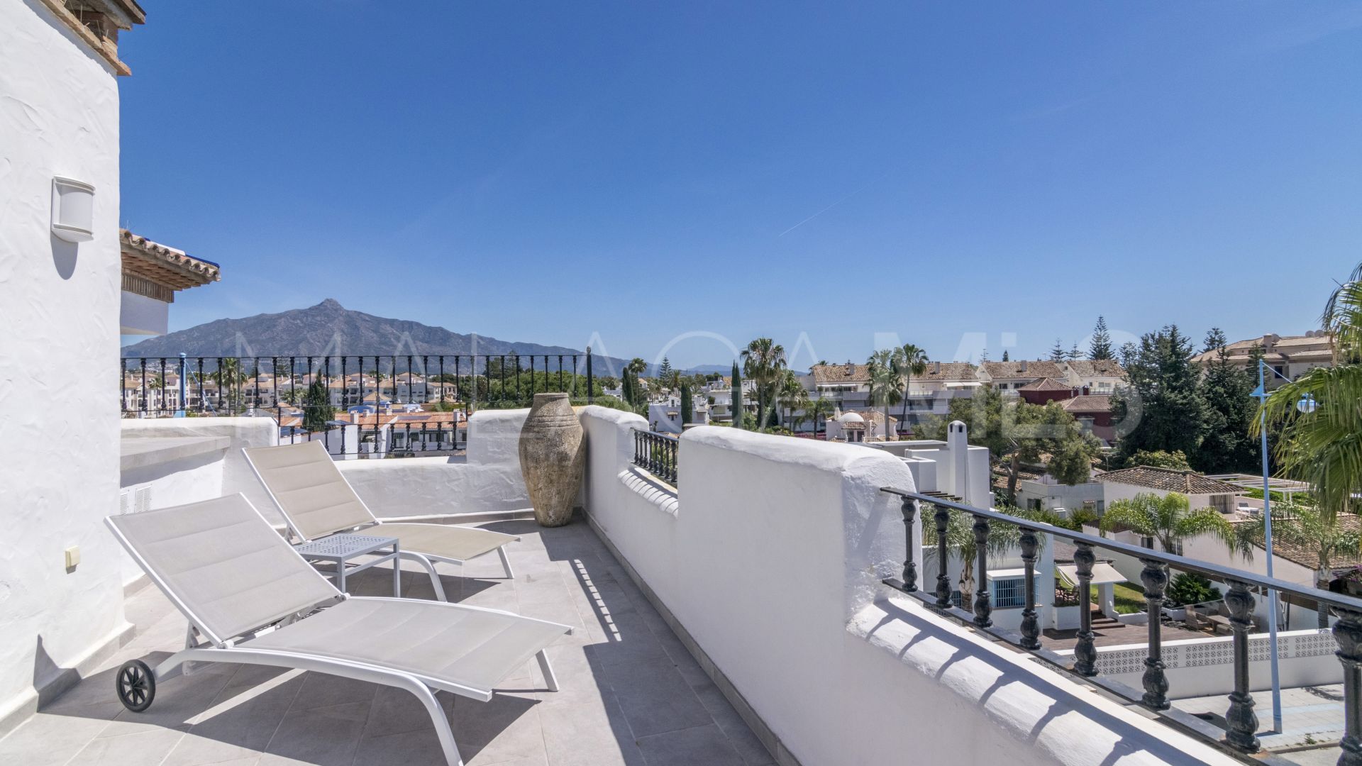 For sale 2 bedrooms duplex penthouse in San Pedro Playa