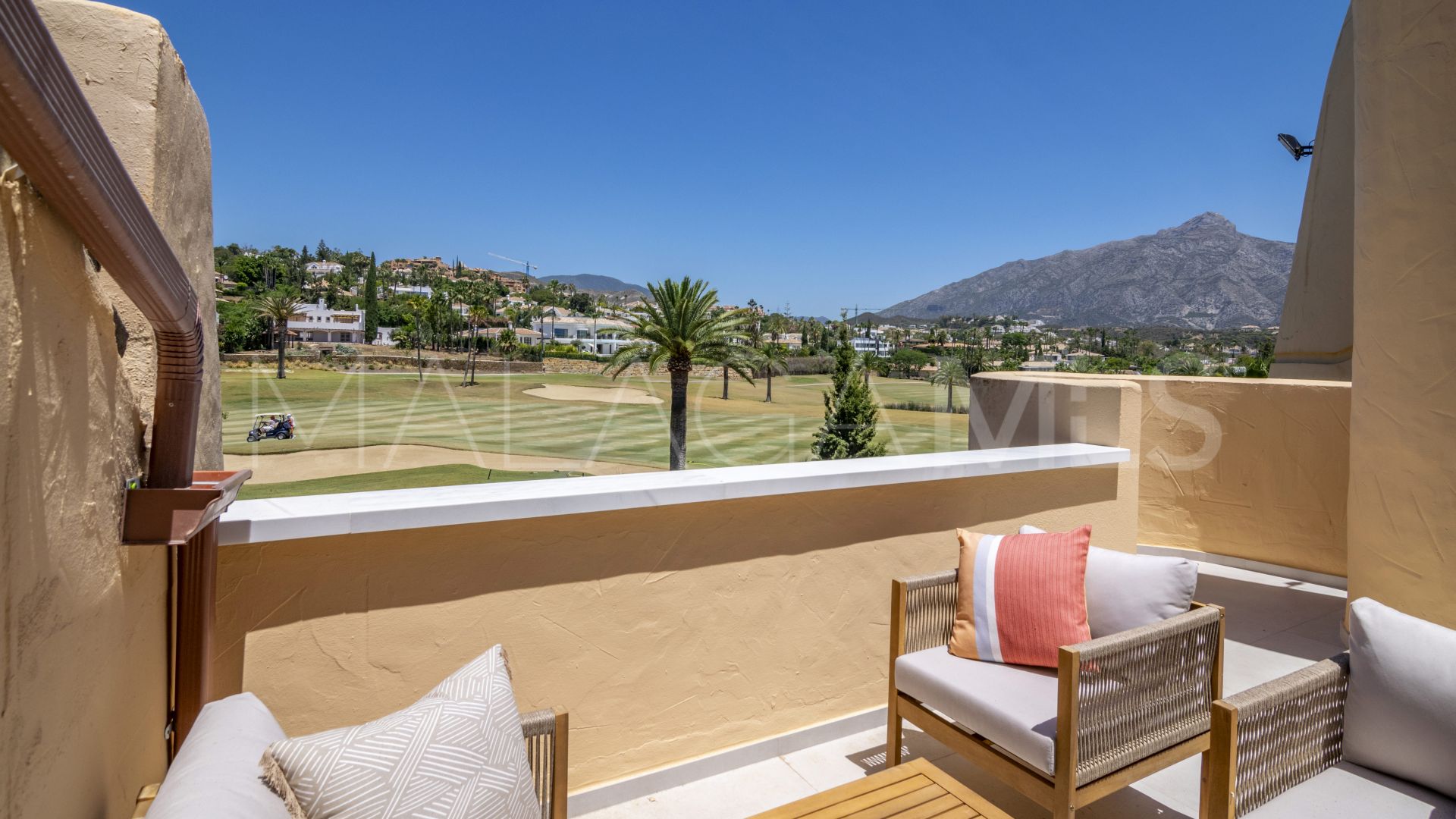 Buy apartamento in Country Club Las Brisas