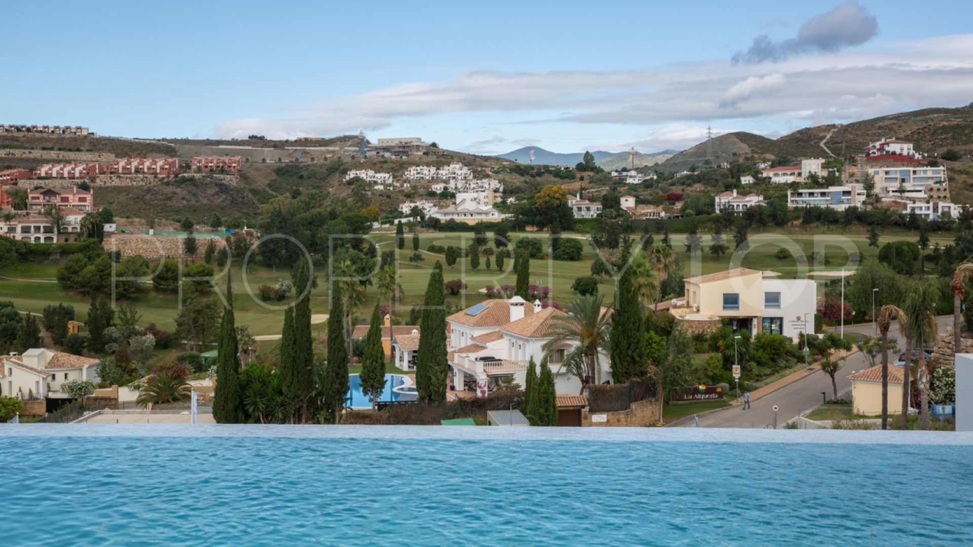 Mirabella Hills 5 bedrooms villa for sale