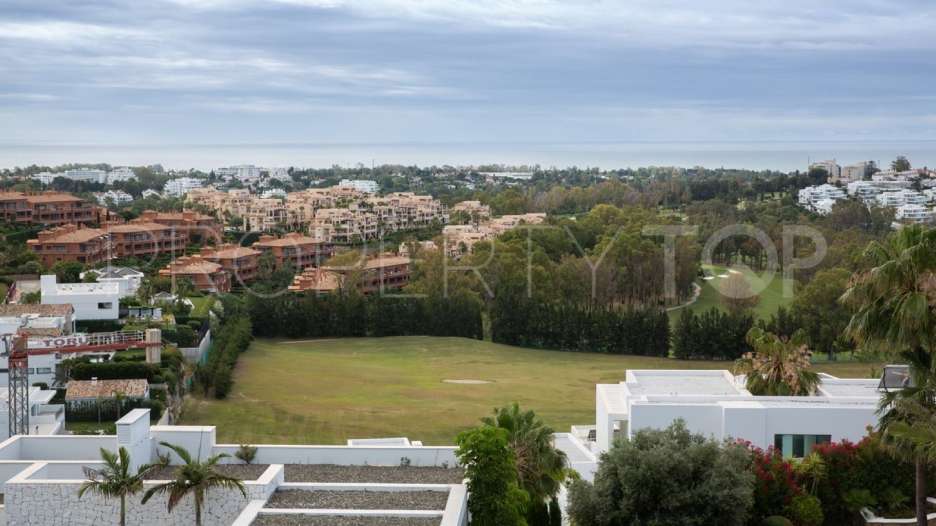 Villa en venta de 5 dormitorios en Mirabella Hills