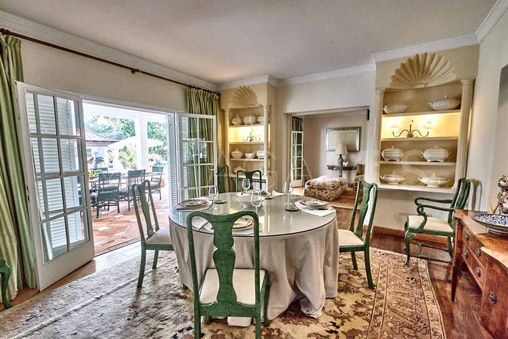 Villa for sale in Casasola