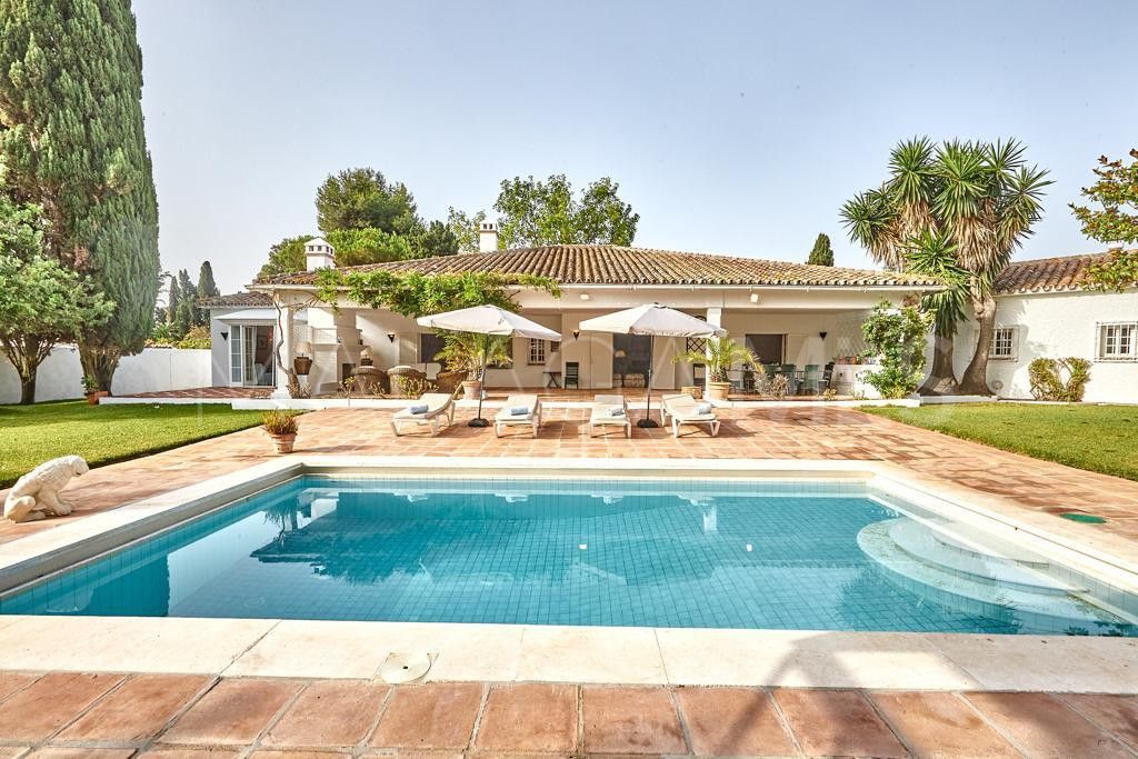 Villa for sale in Casasola