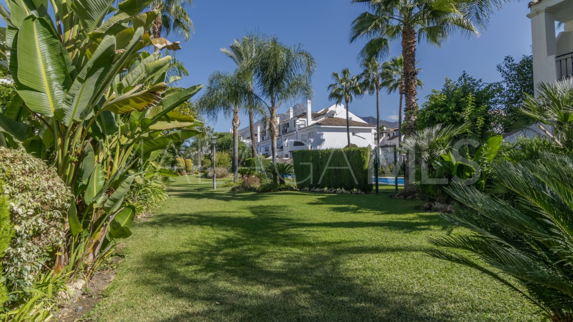 Reihenhaus for sale in Los Naranjos de Marbella