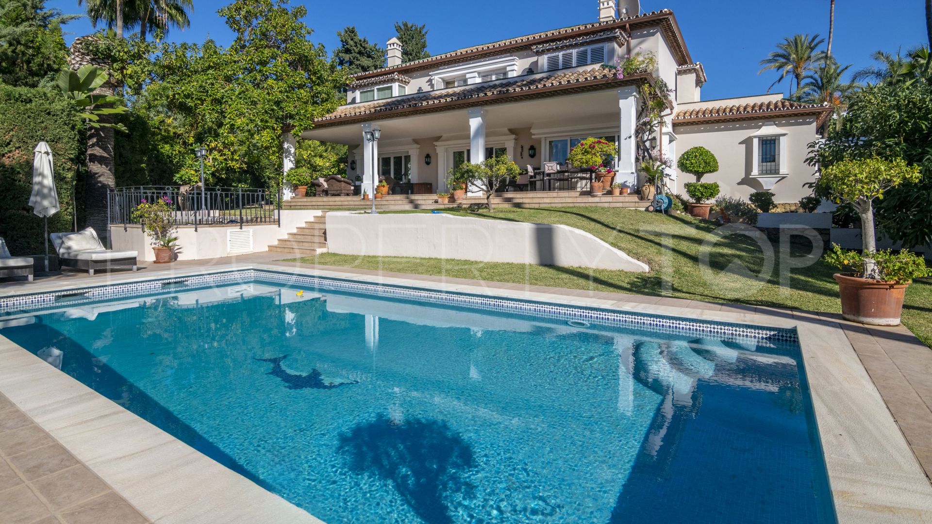 Los Naranjos villa for sale