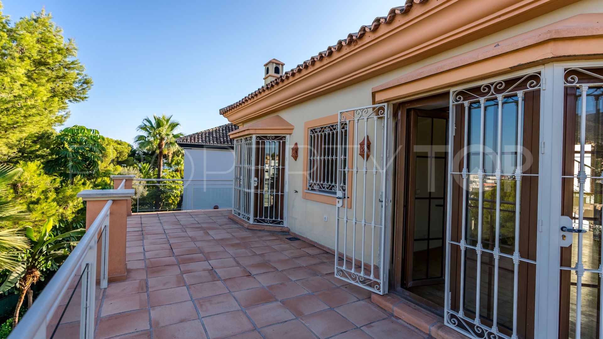 Se vende villa con 4 dormitorios en Huerta Belón