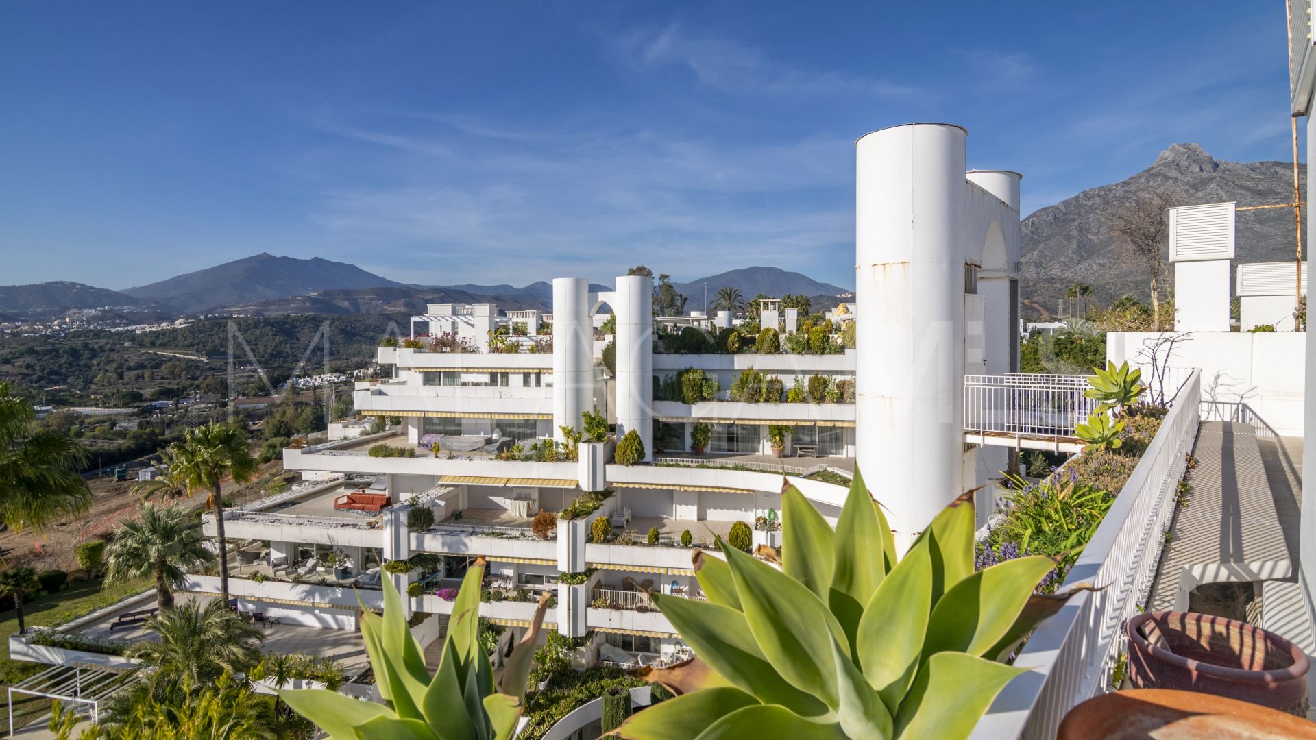 Tvåvånings takvåning for sale in Las Lomas del Marbella Club