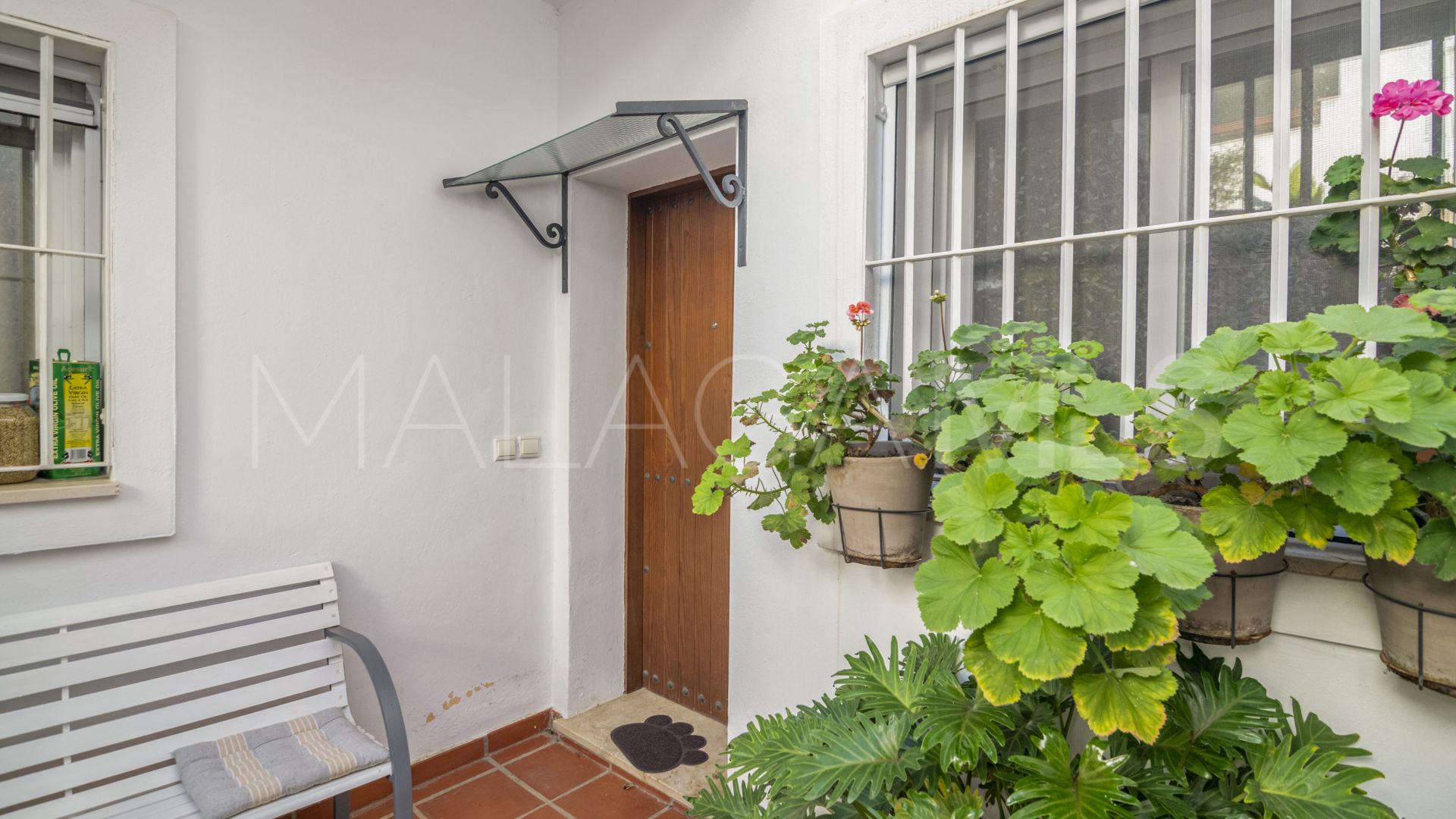 For sale Aloha Royal 2 bedrooms ground floor apartment