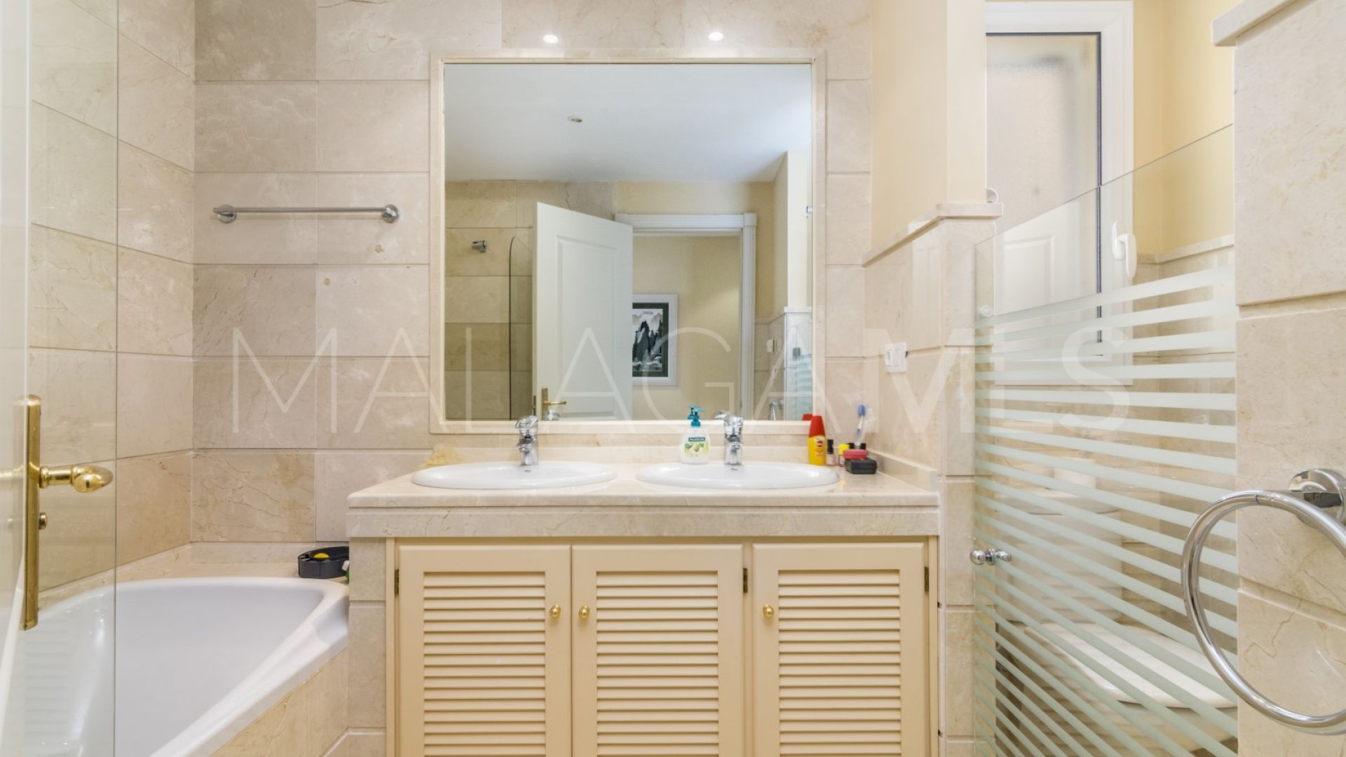 Duplex penthouse for sale in Albatross Hill