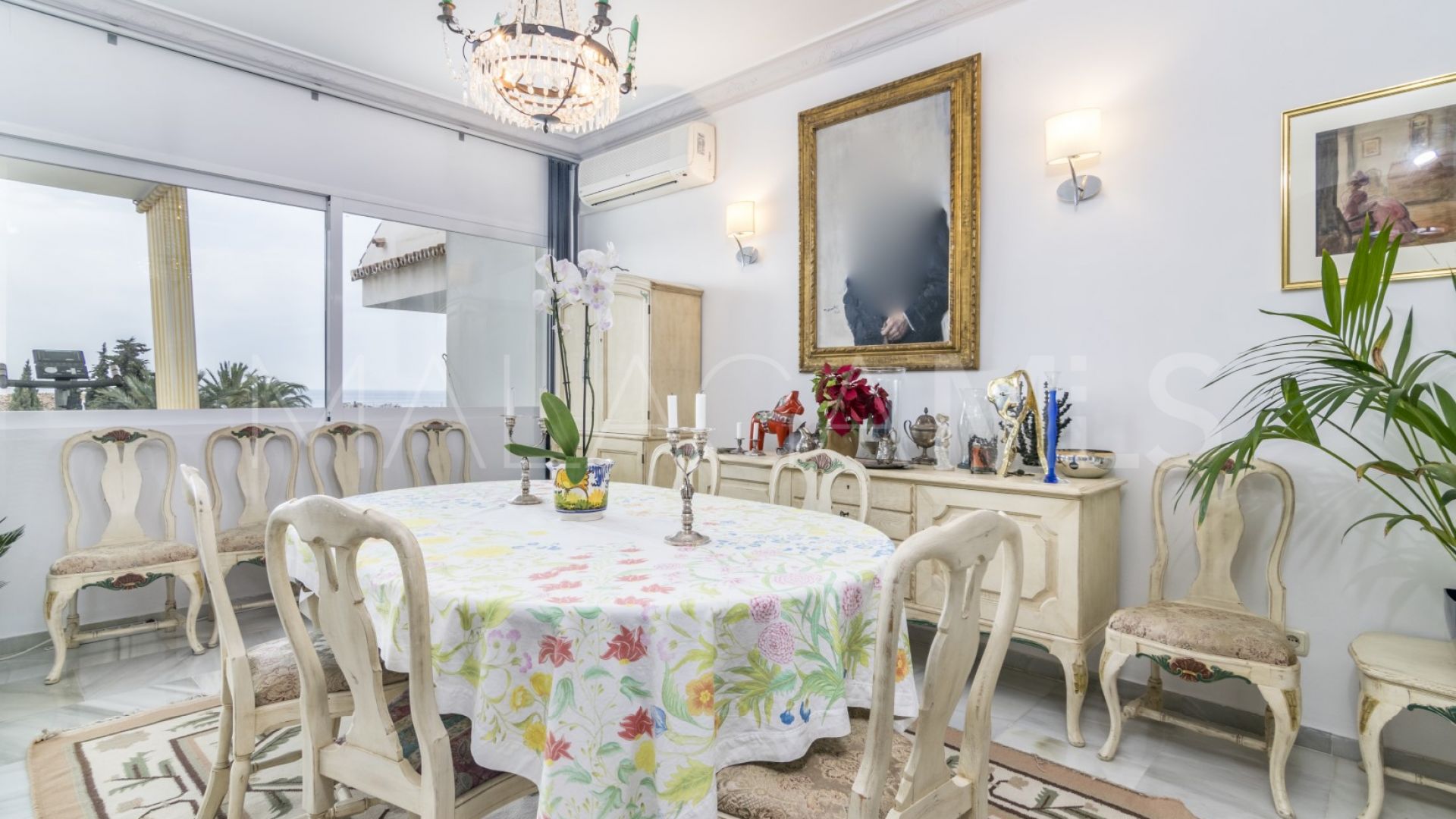 Wohnung for sale in Royal Gardens