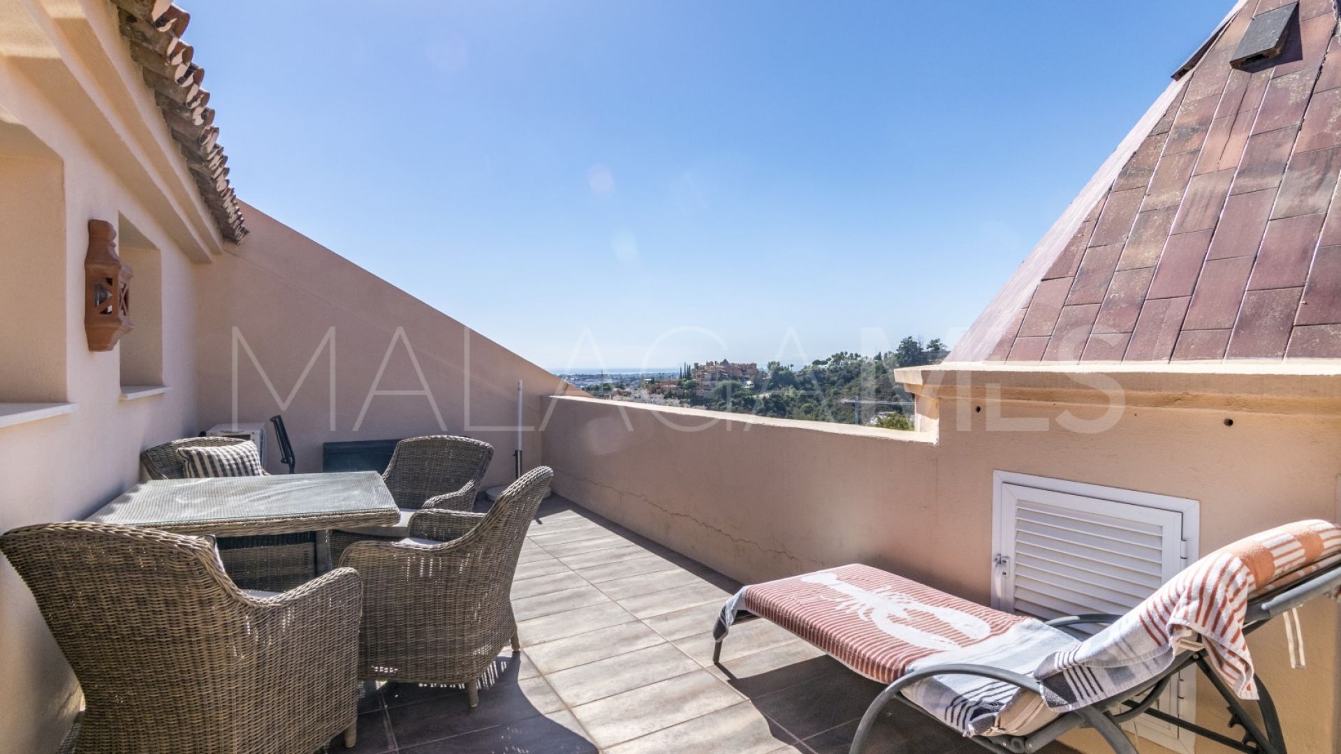 Duplex penthouse for sale in Albatross Hill