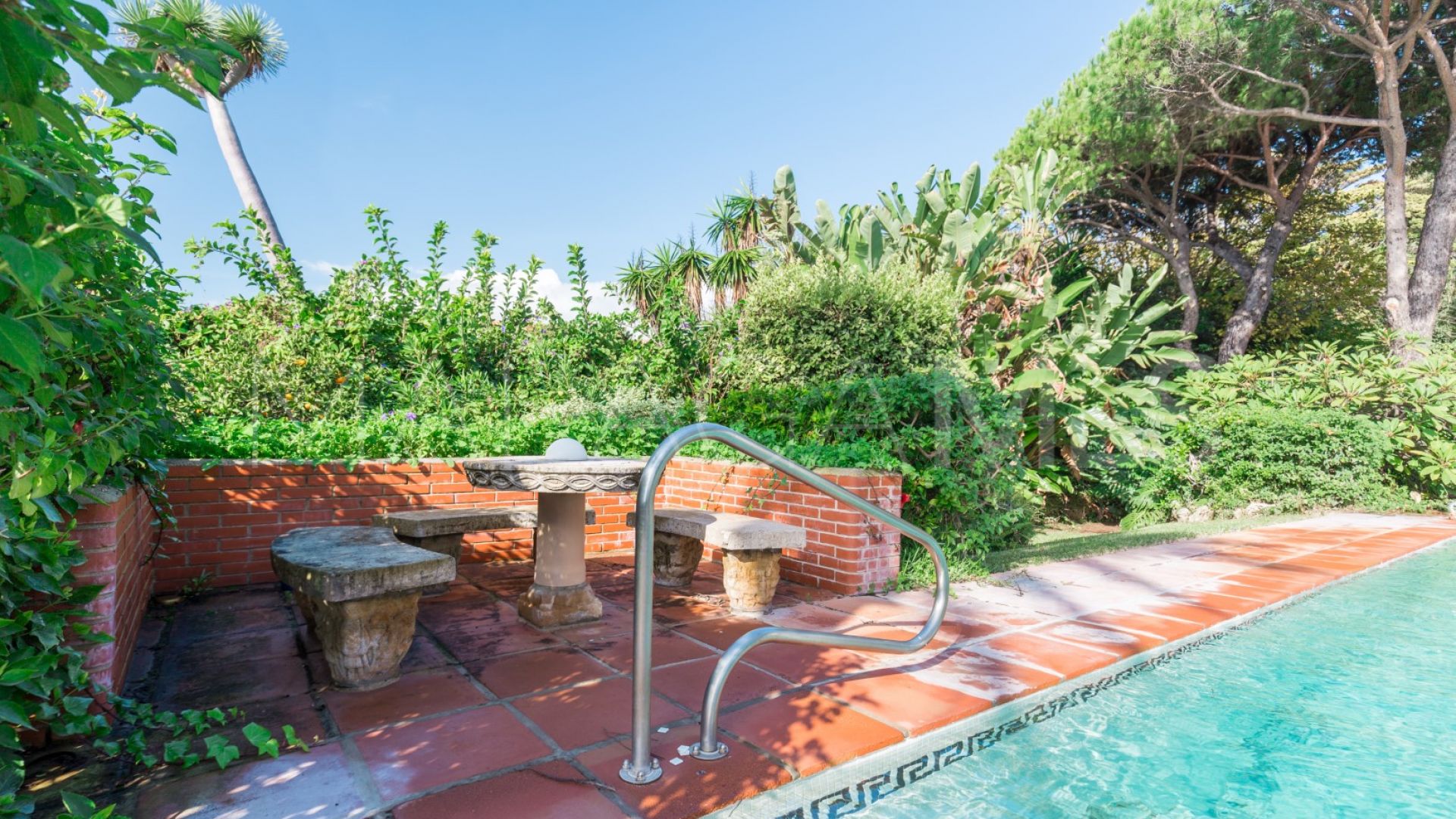 Villa for sale with 5 bedrooms in La Reserva de los Monteros