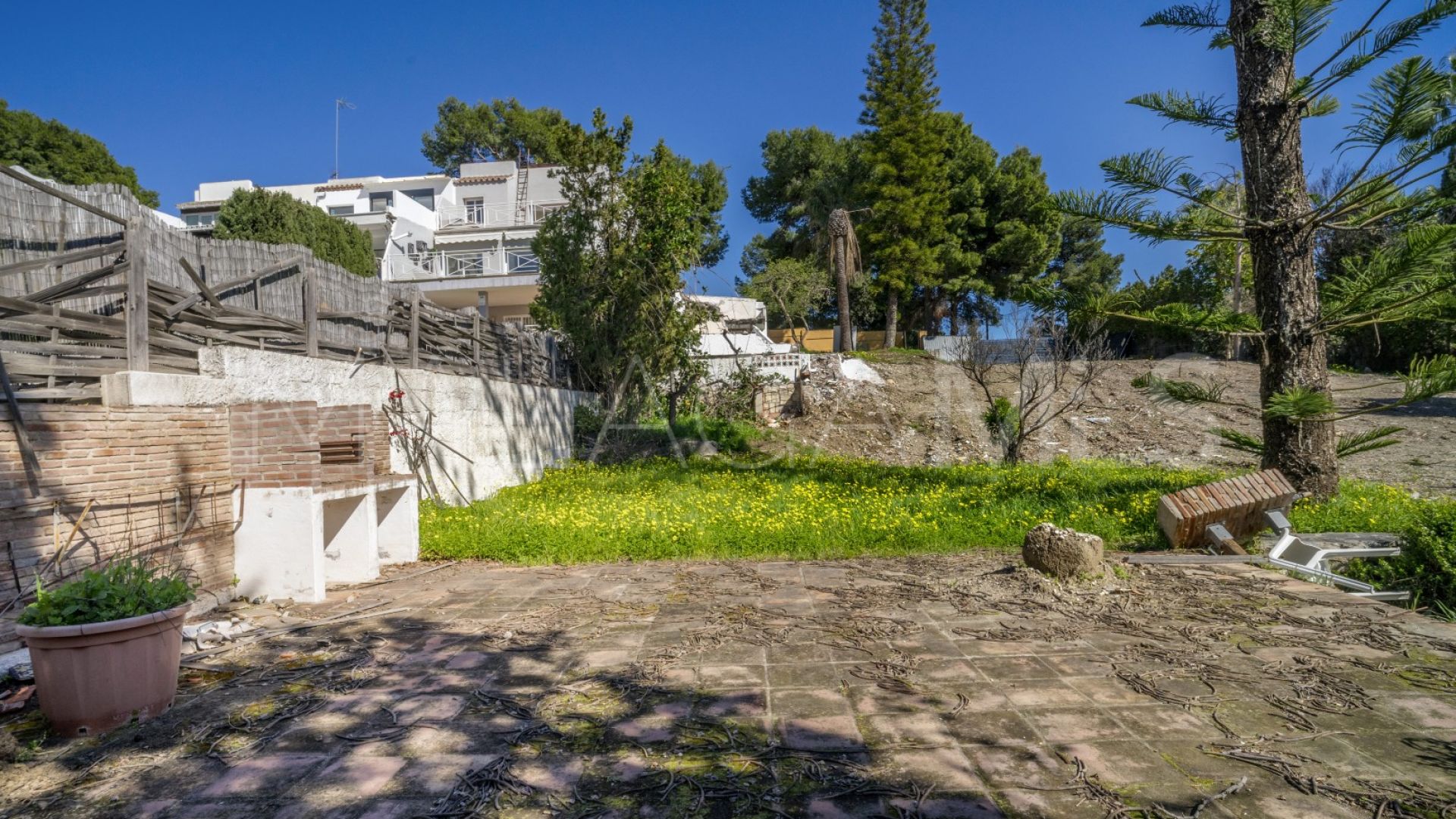 Tomt for sale in Nueva Andalucia