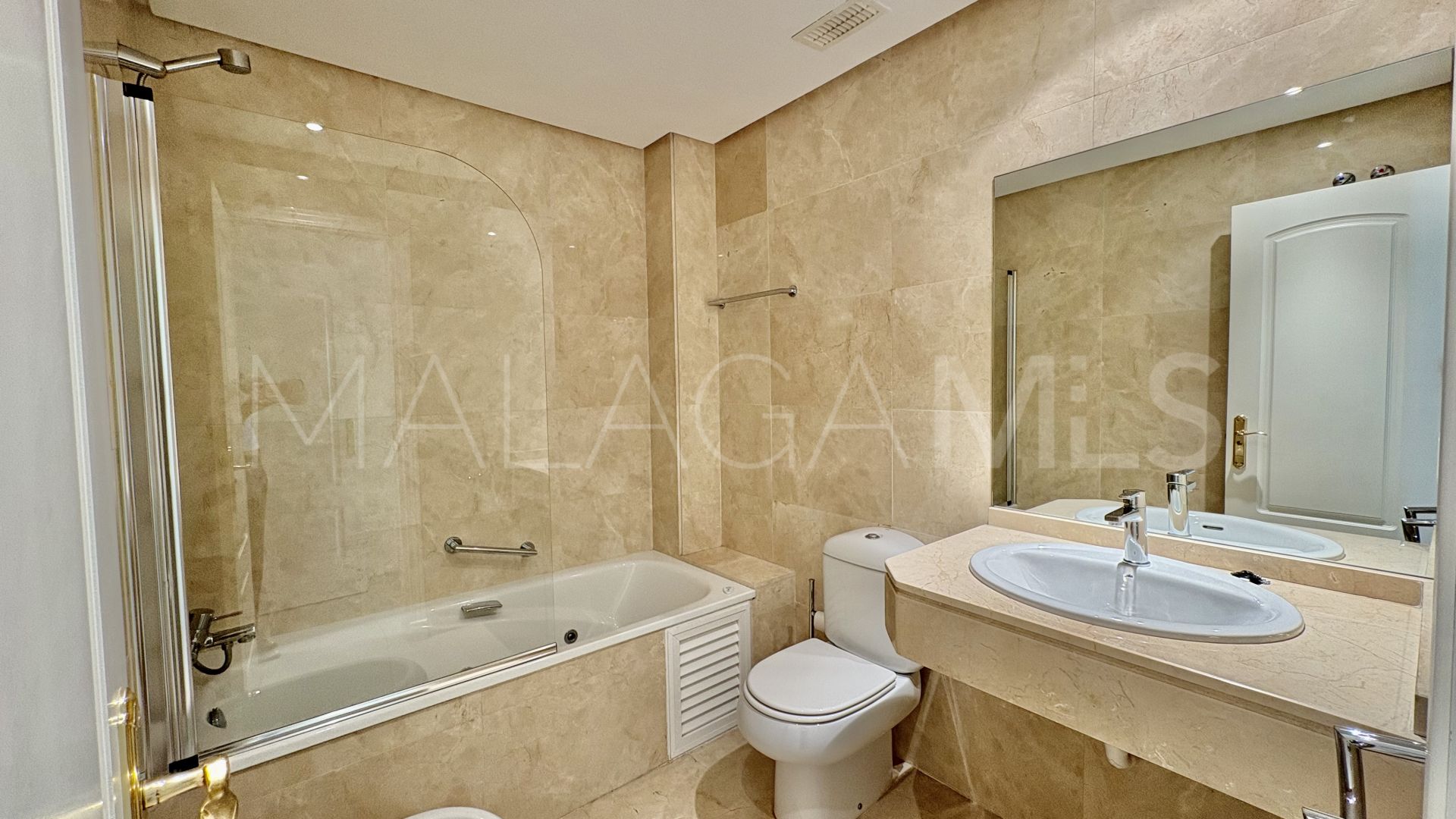 Appartement for sale in Manilva
