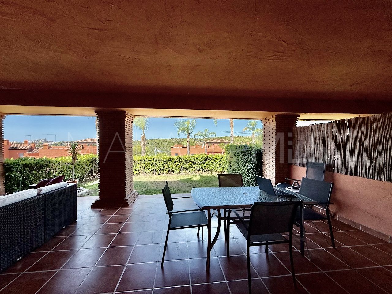 Se vende apartamento planta baja in Casares del Sol - Casares Golf with 2 bedrooms