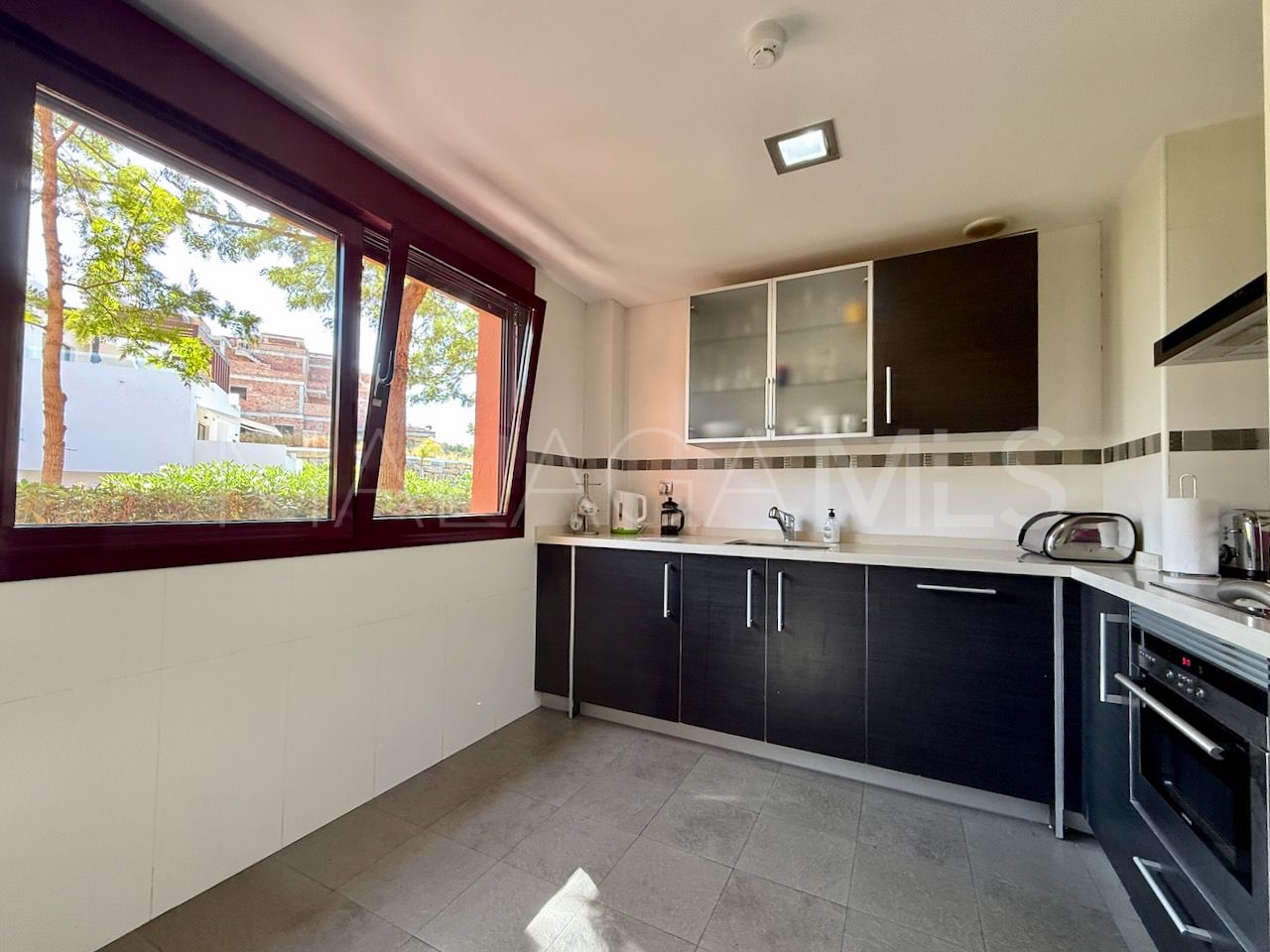 Se vende apartamento planta baja in Casares del Sol - Casares Golf with 2 bedrooms