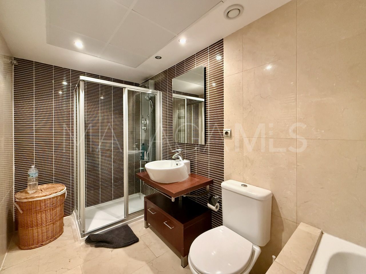 Se vende apartamento planta baja in Casares del Sol - Casares Golf with 2 bedrooms