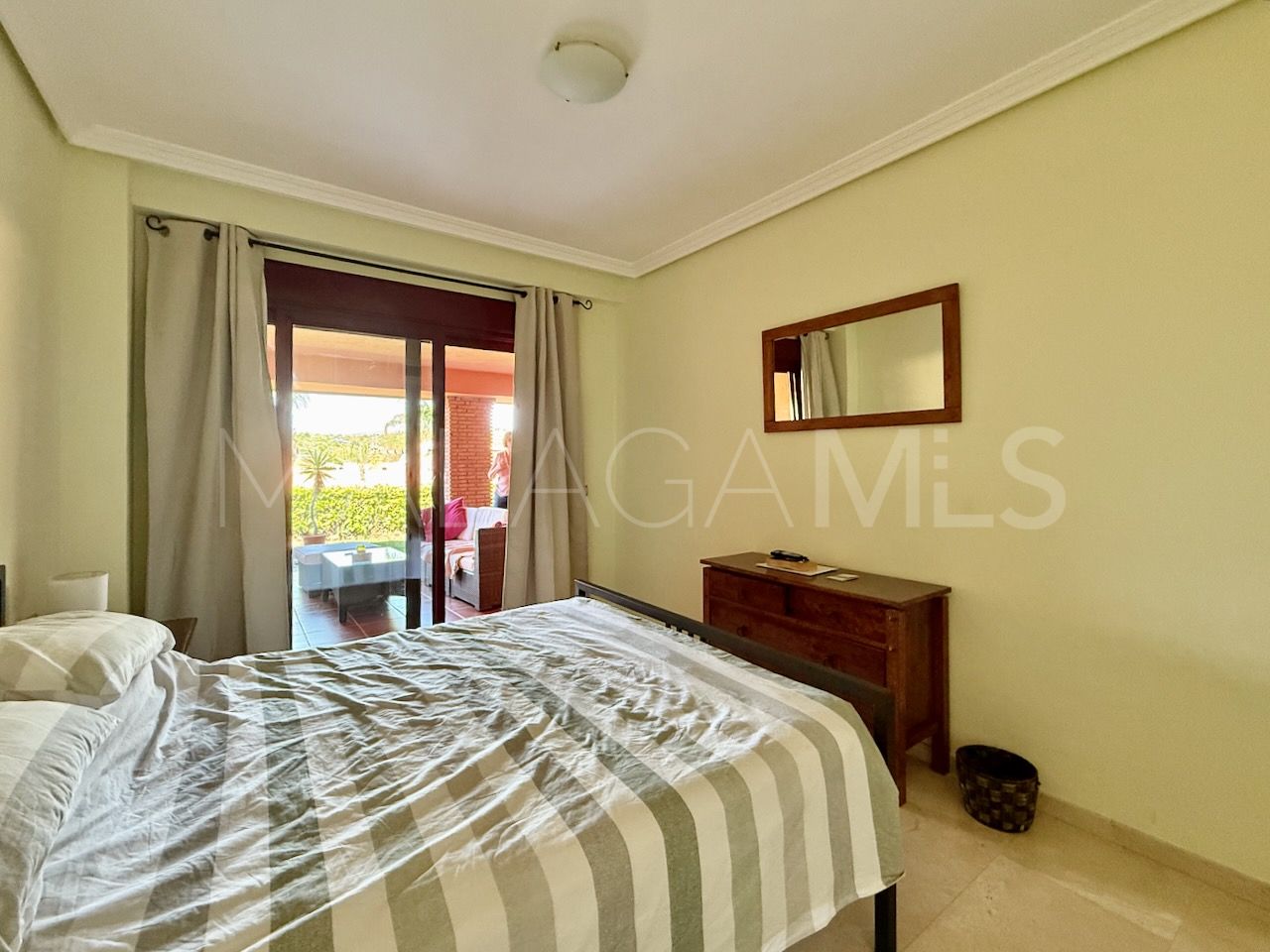 Se vende apartamento planta baja in Casares del Sol - Casares Golf with 2 bedrooms