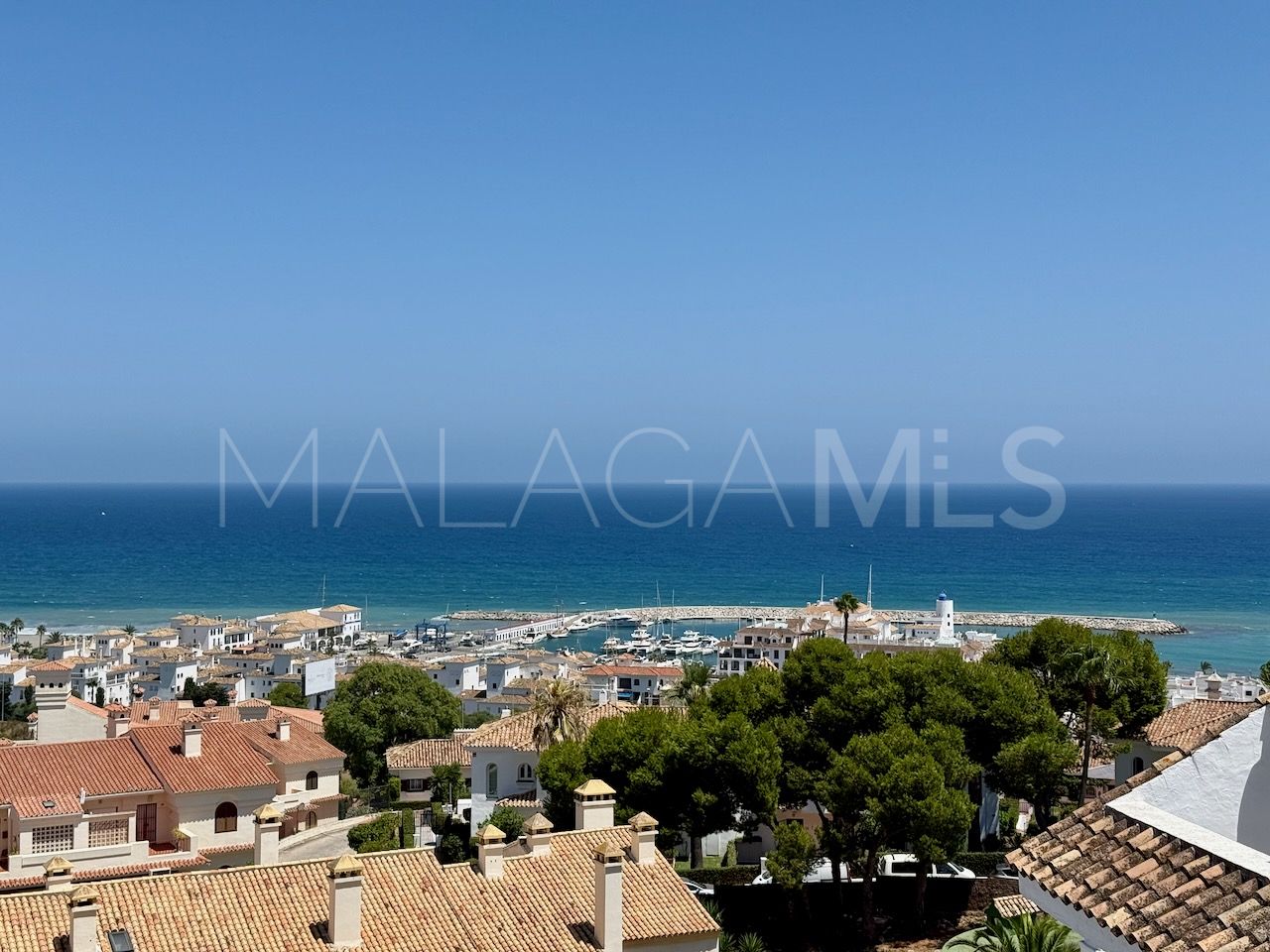 Apartment for sale in Duquesa Suites with 1 bedroom
