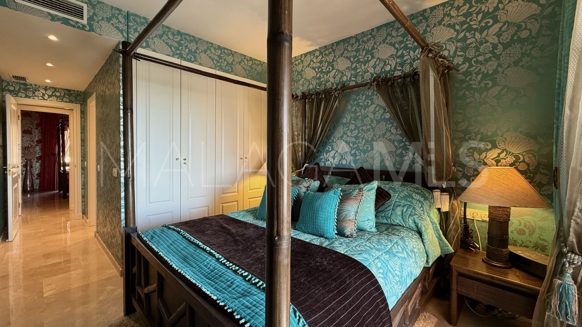 Apartamento for sale with 4 bedrooms in Sabinillas