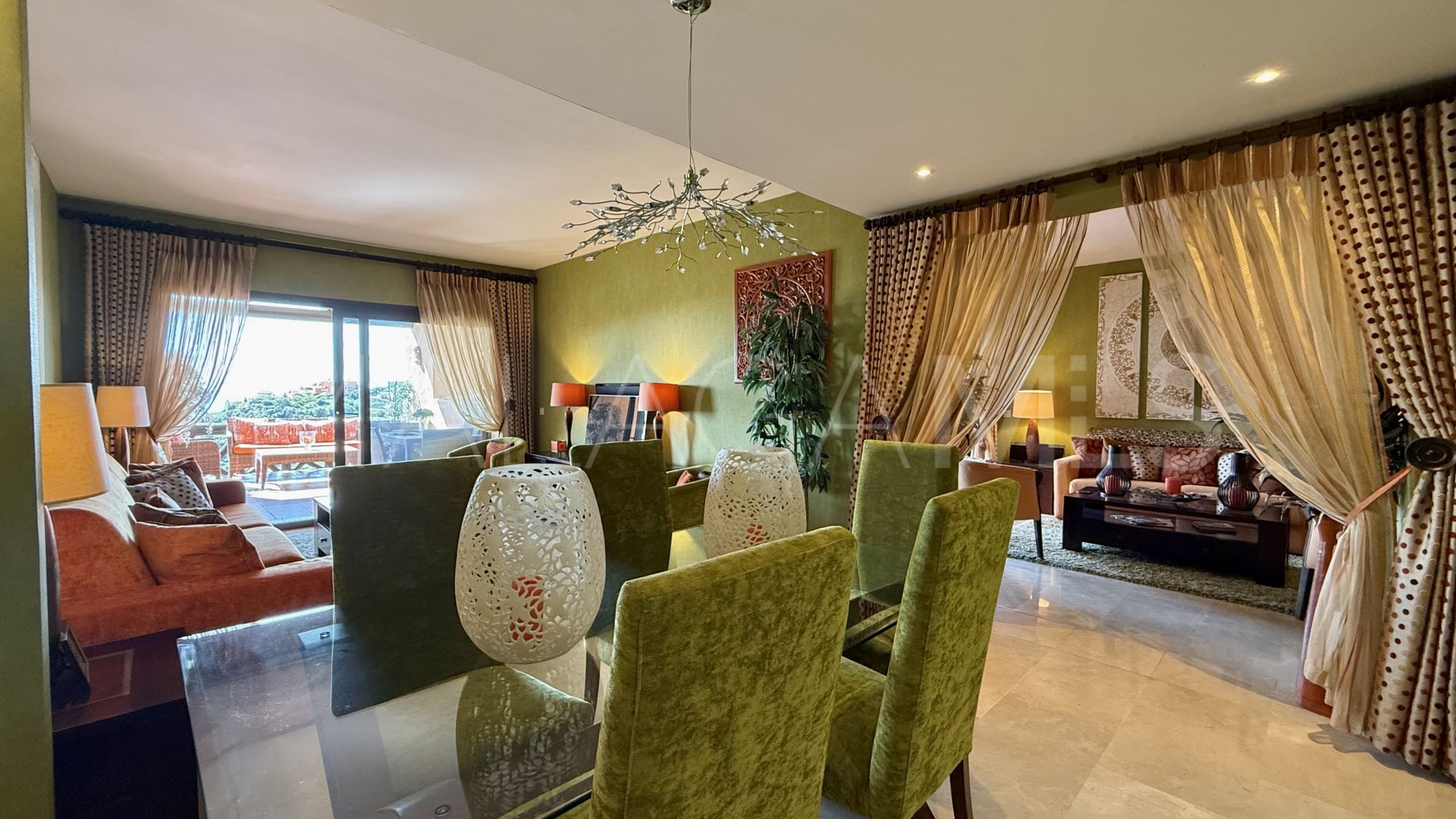 Apartamento for sale with 4 bedrooms in Sabinillas