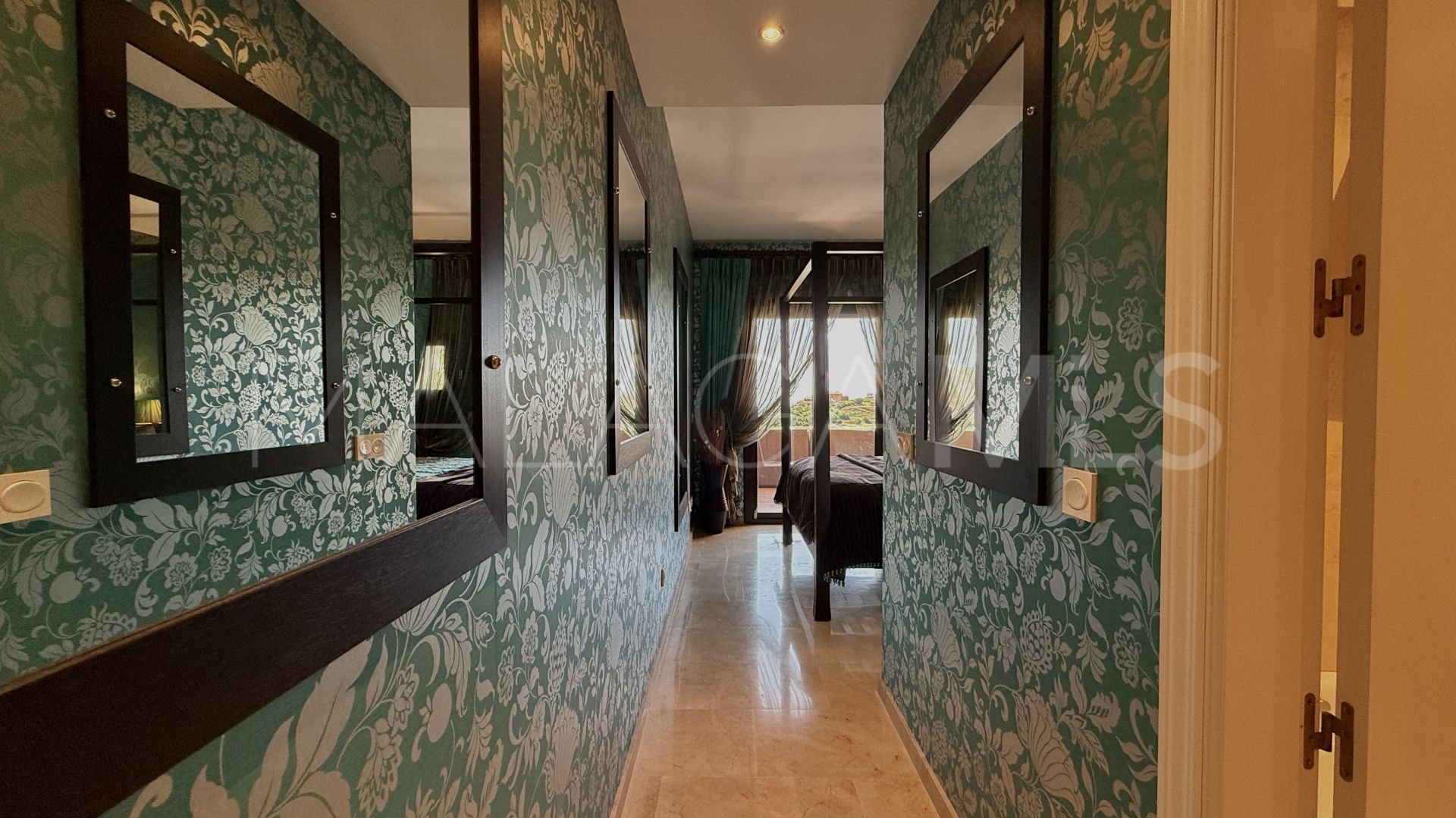 Apartamento for sale with 4 bedrooms in Sabinillas