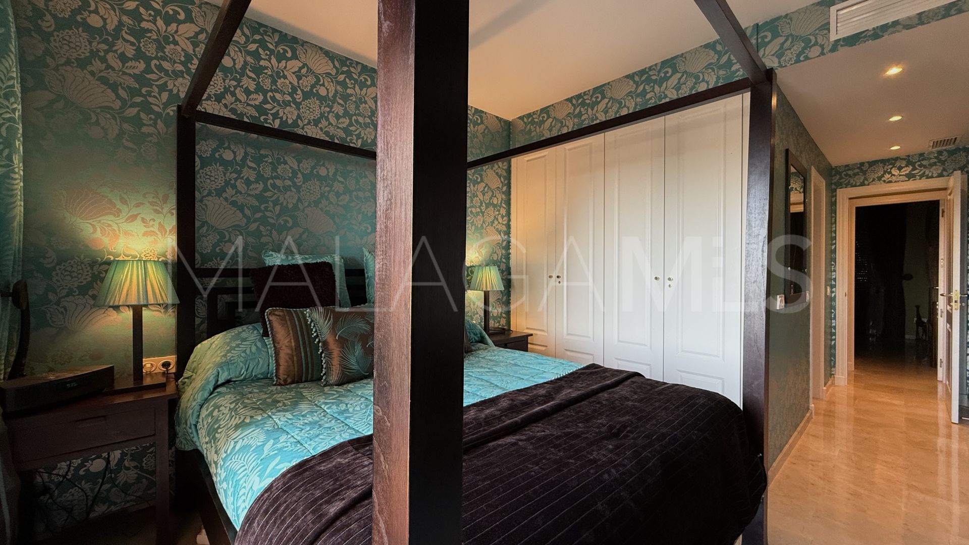 Apartamento for sale with 4 bedrooms in Sabinillas