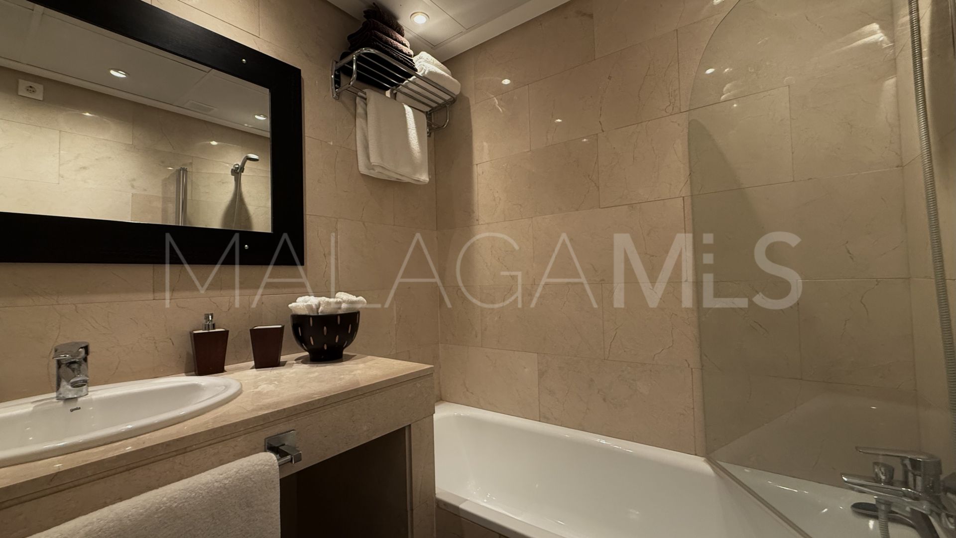 Apartamento for sale with 4 bedrooms in Sabinillas
