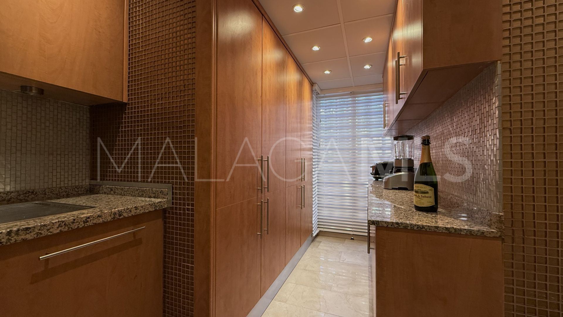 Apartamento for sale with 4 bedrooms in Sabinillas