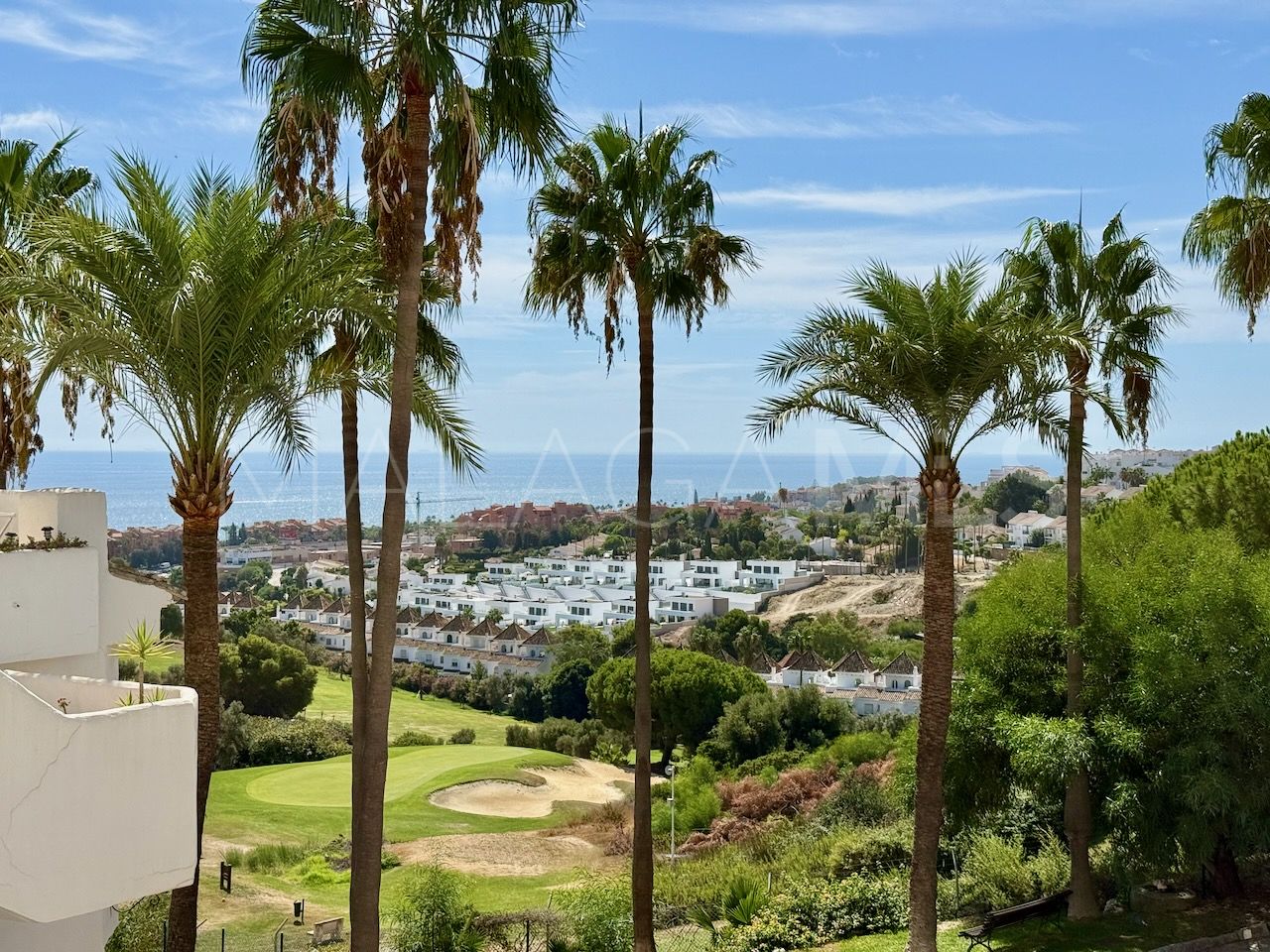 Apartamento for sale in La Duquesa with 3 bedrooms